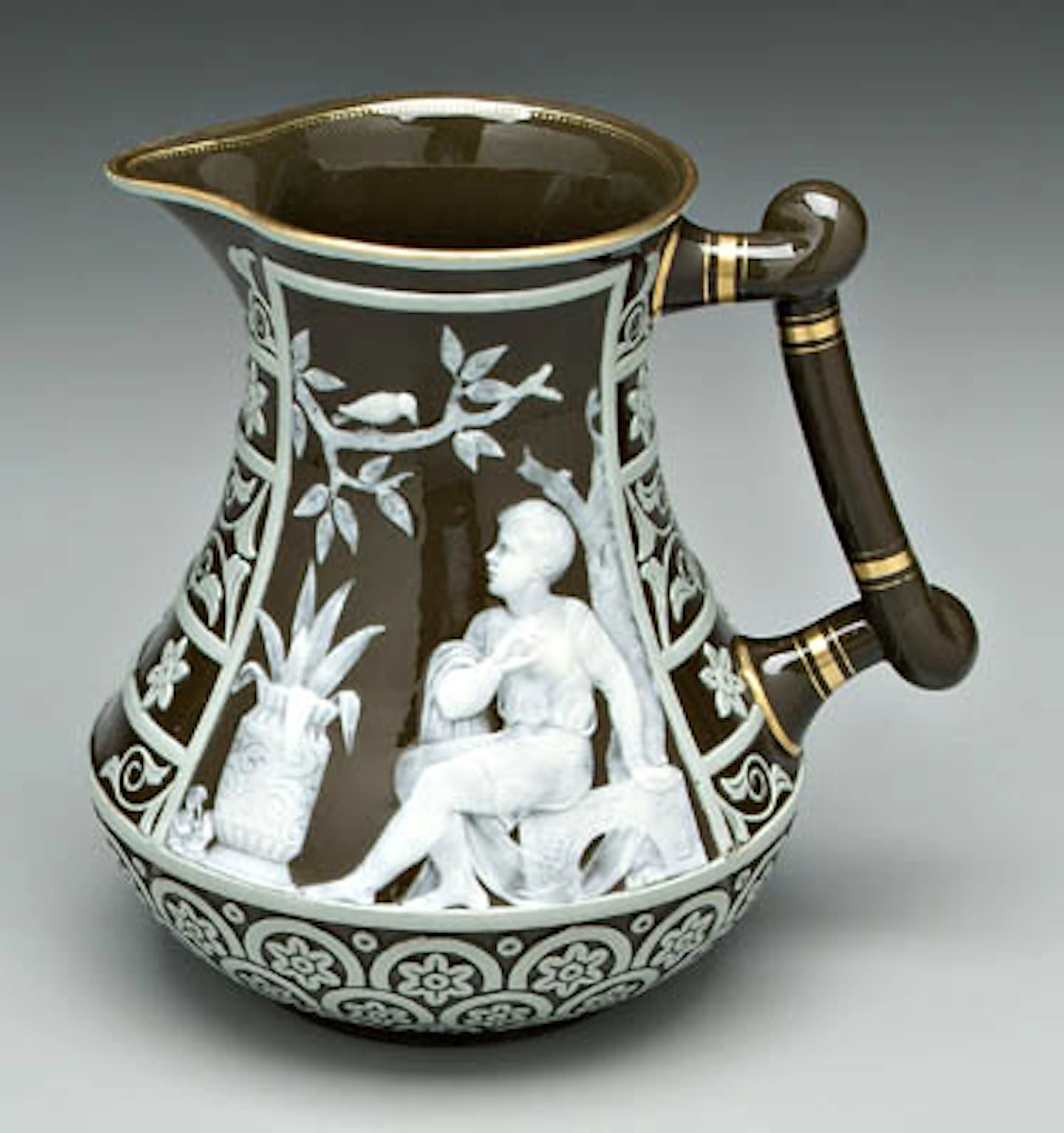 Jones pitcher,