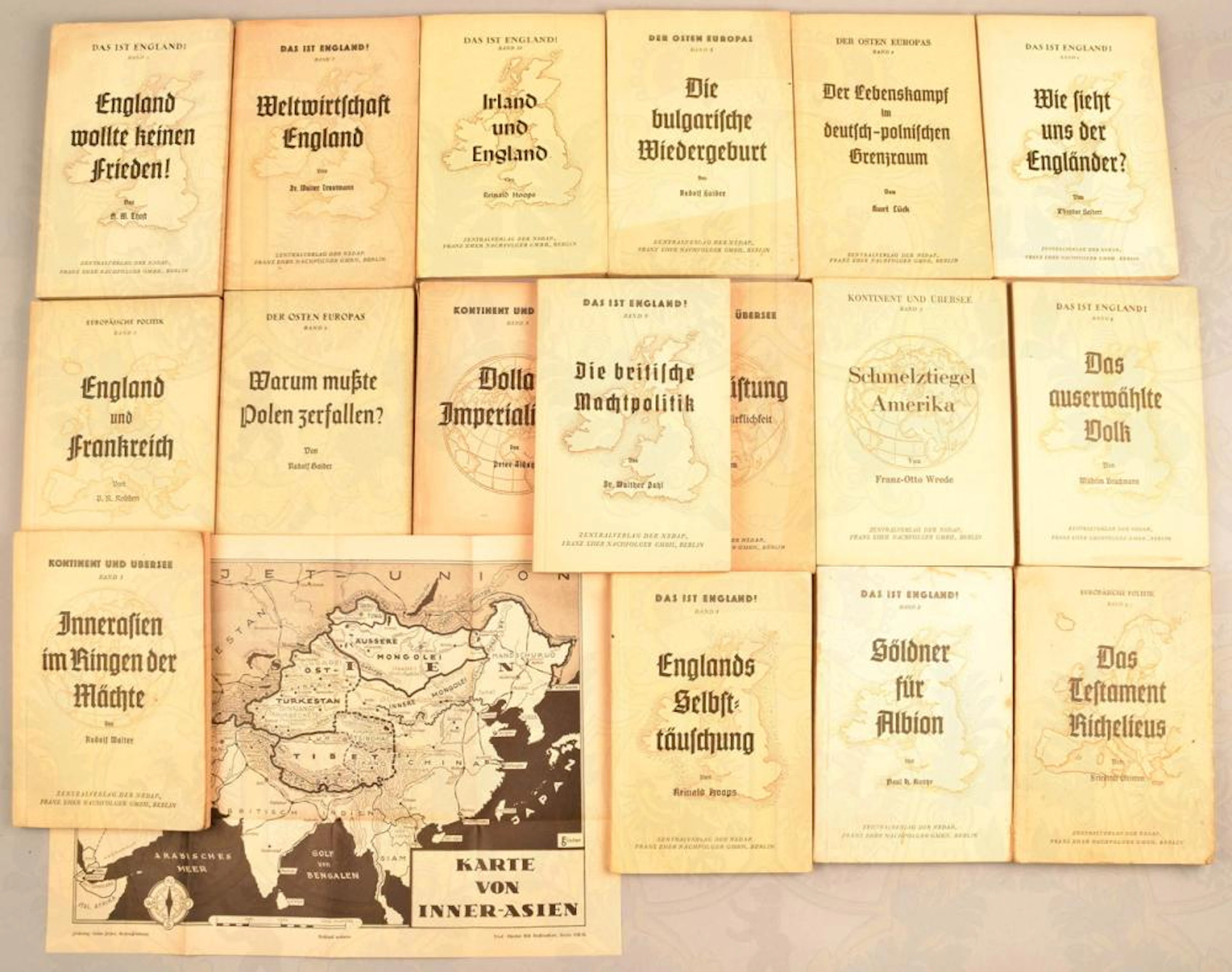 17 Titel Schriftenreihe der NSDAP - 17 political booklets of the NSDAP