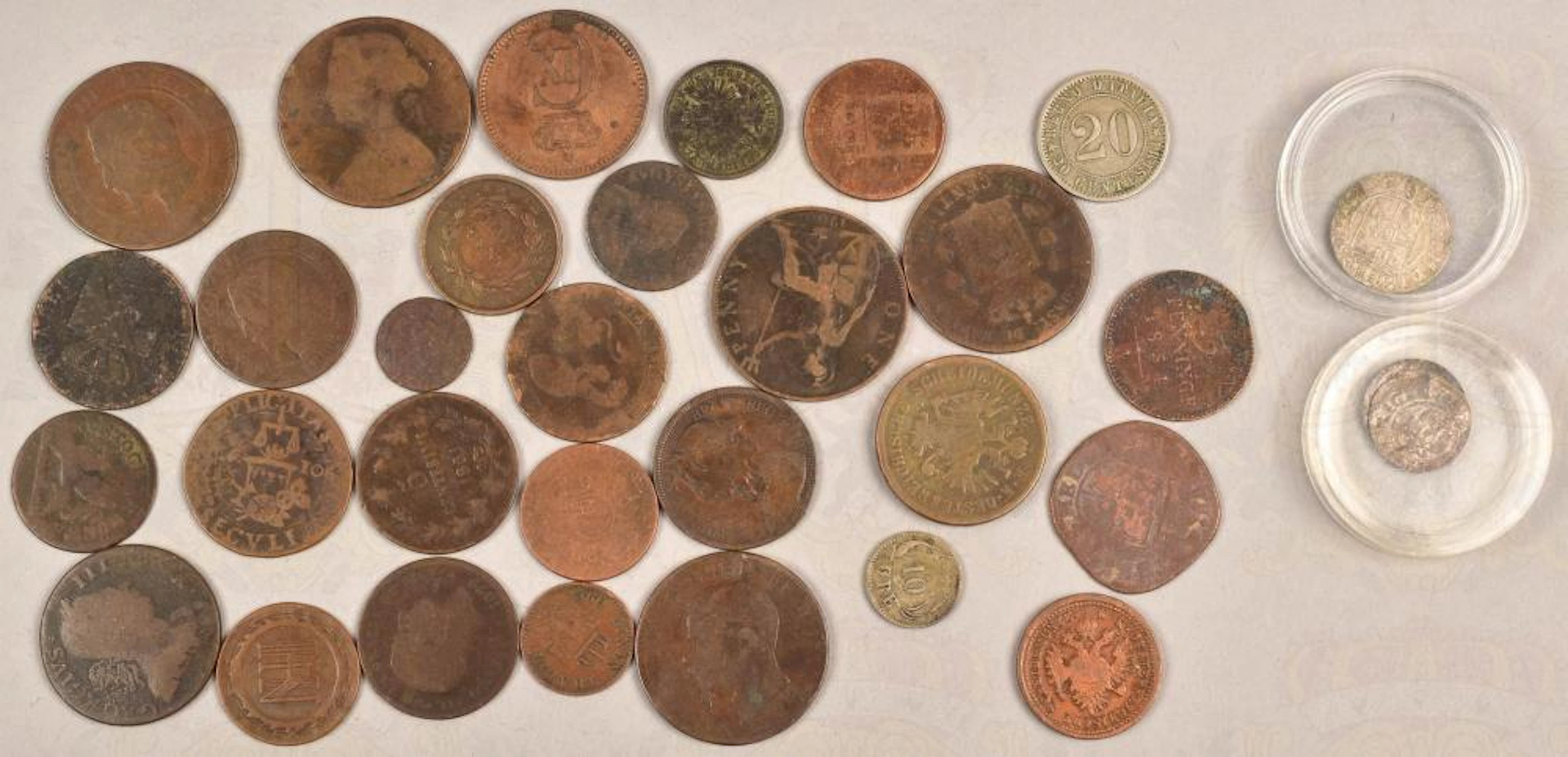 32 Münzen 32 coins including 3 silver coins 1620-1900