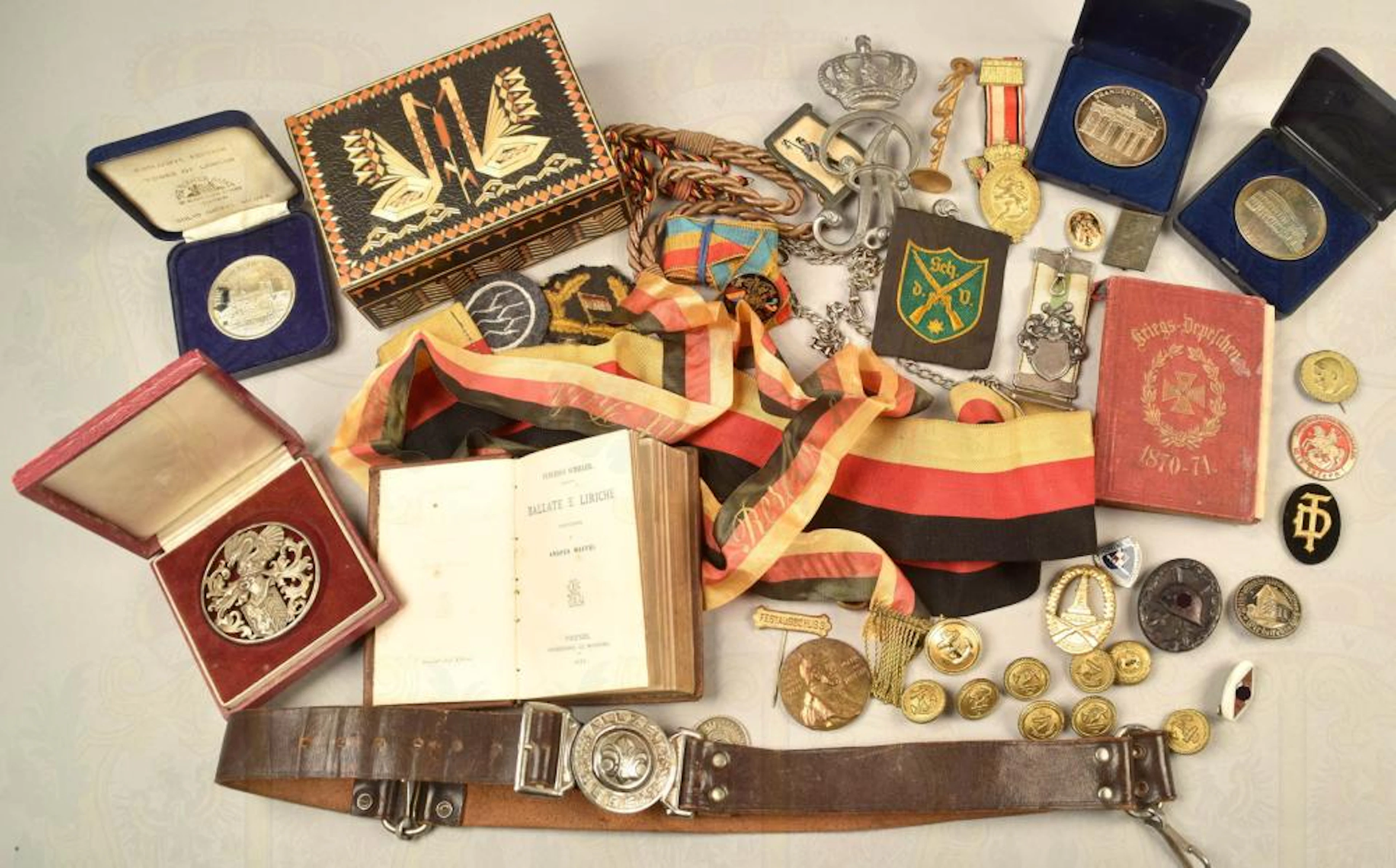 Konvolut Ehrenzeichen, Abzeichen, Studentika