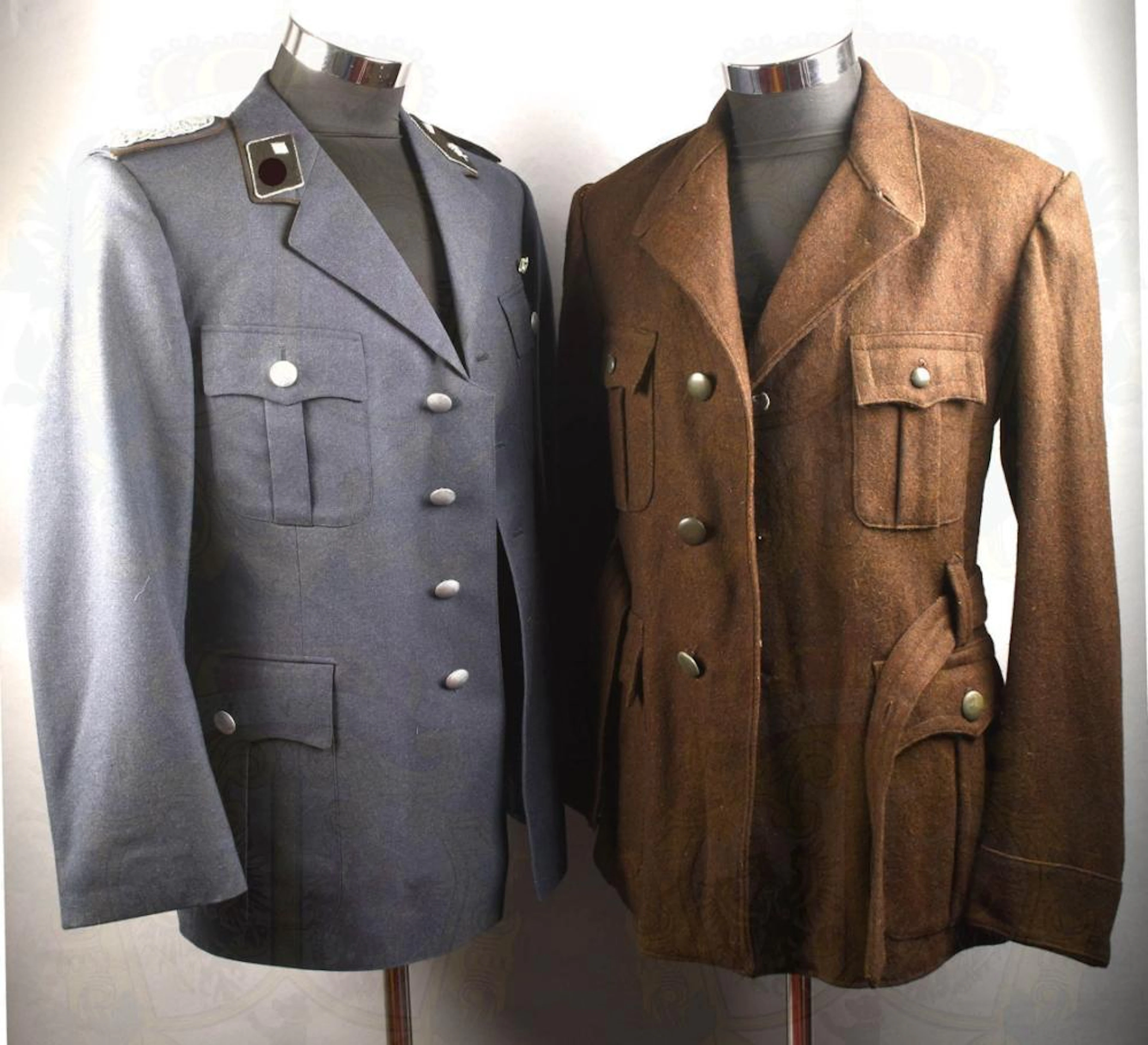 2 Uniformröcke