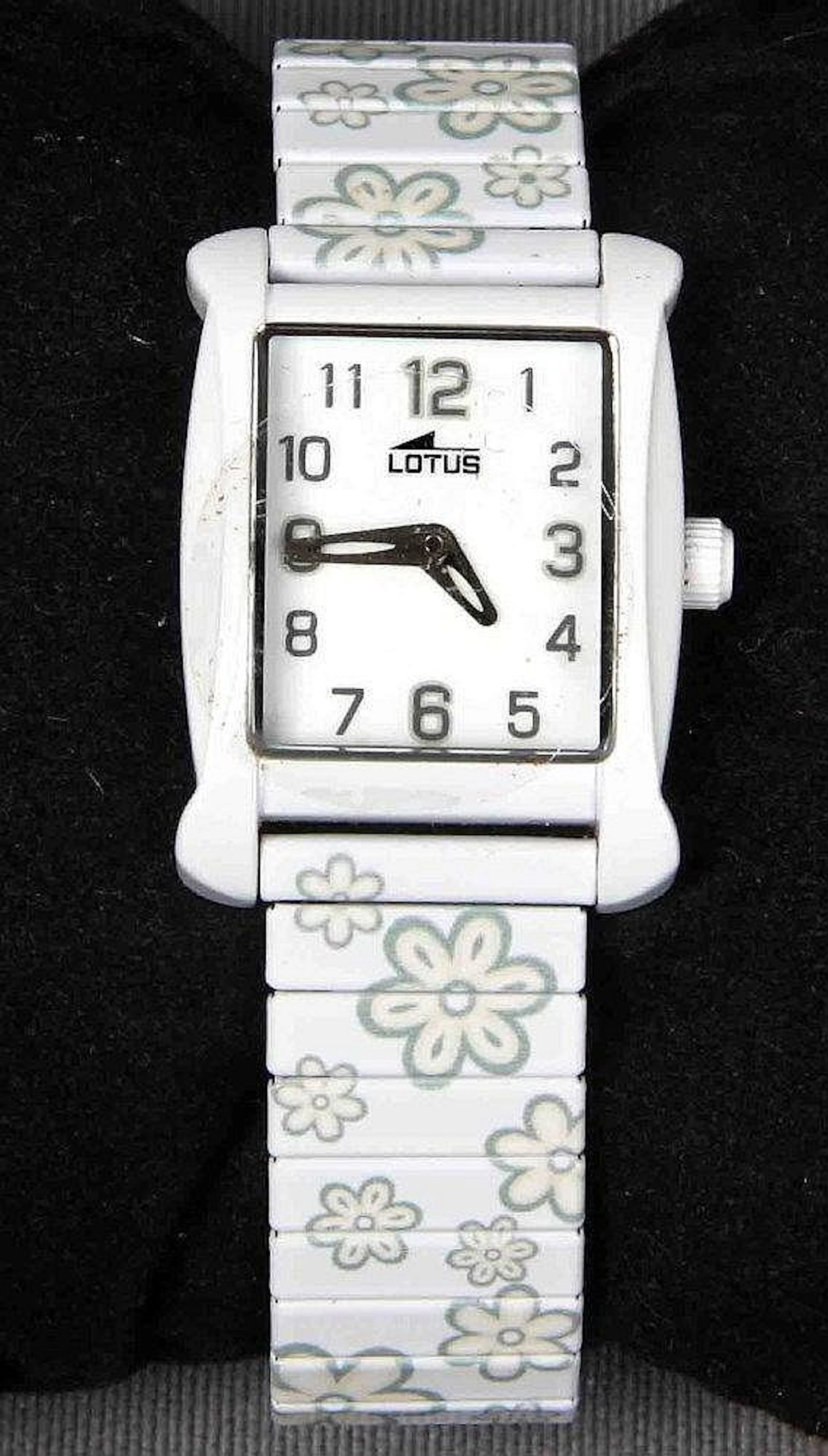 Reloj de la firma LOTUS, con esfera rectangular, n