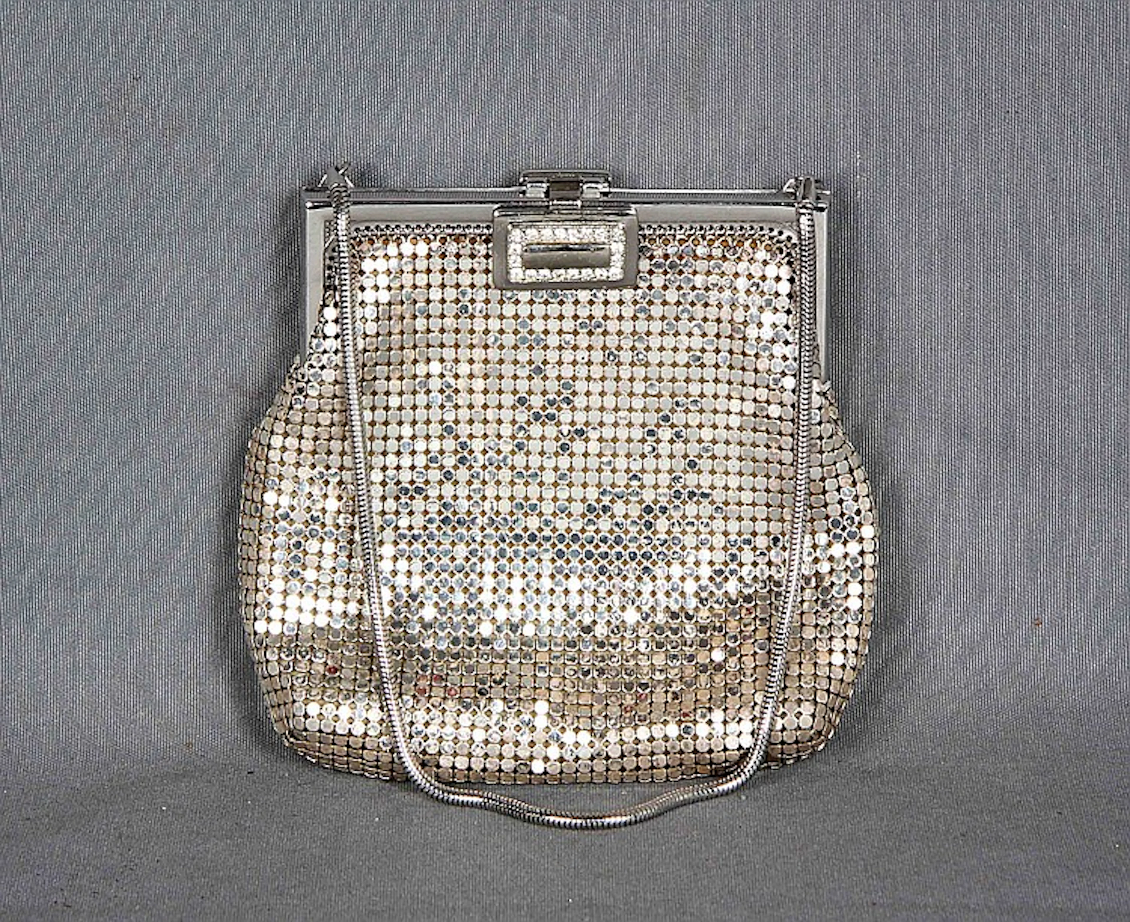 A VINTAGE WHITING&DAVIS; SILVER MESH EVENING BAG