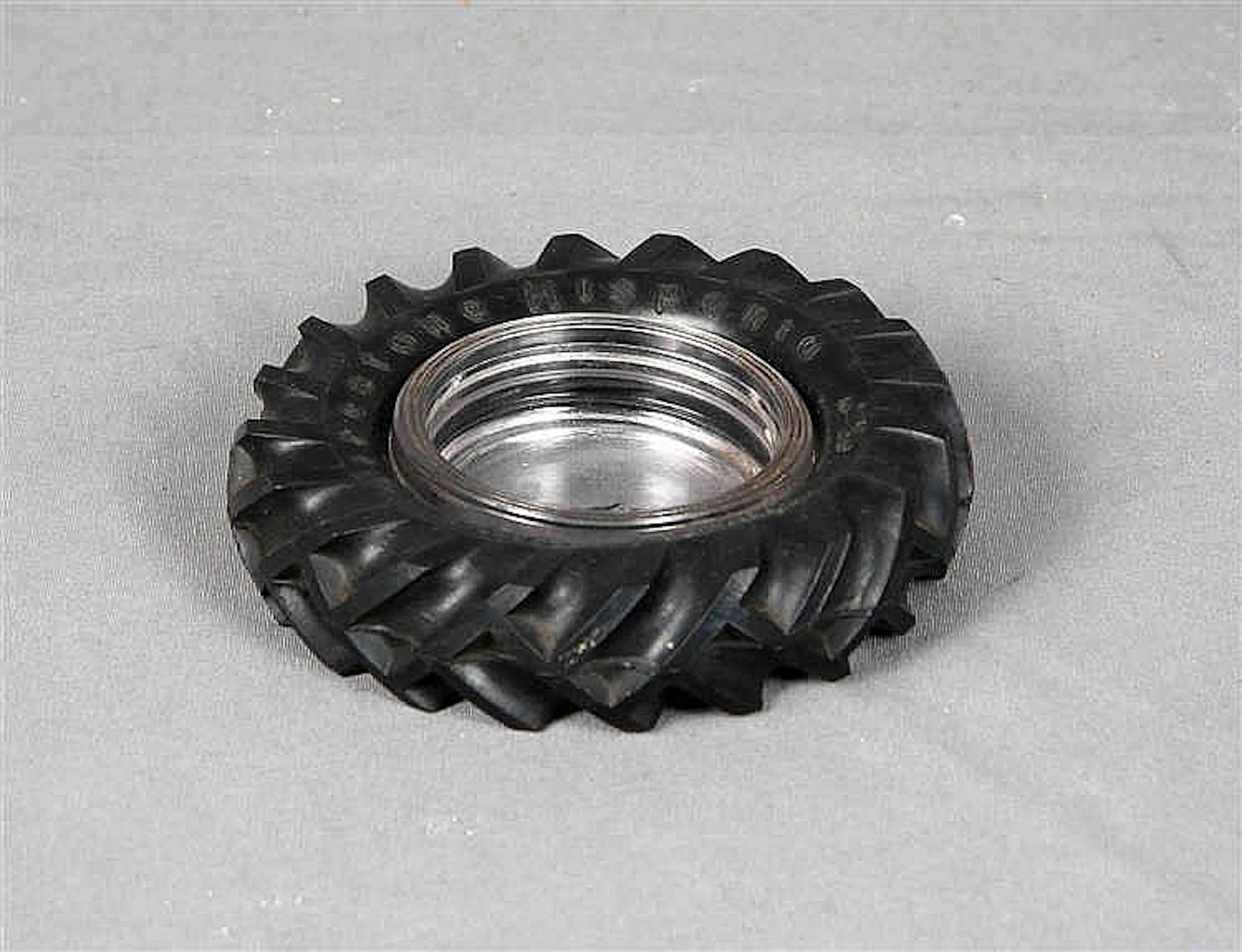 A VINTAGE FIRESTONE HISPANIA ASHTRAY