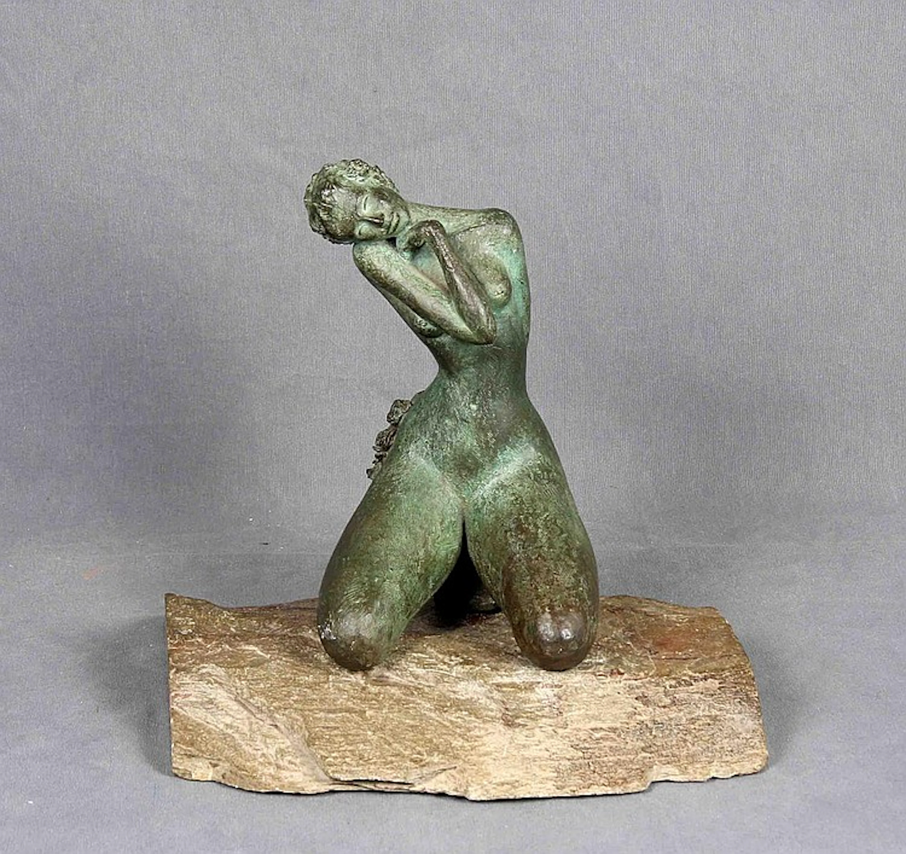 BARTOLOMÉ, CARMEN. "Desnudo femenino". Escultura en bronce f
