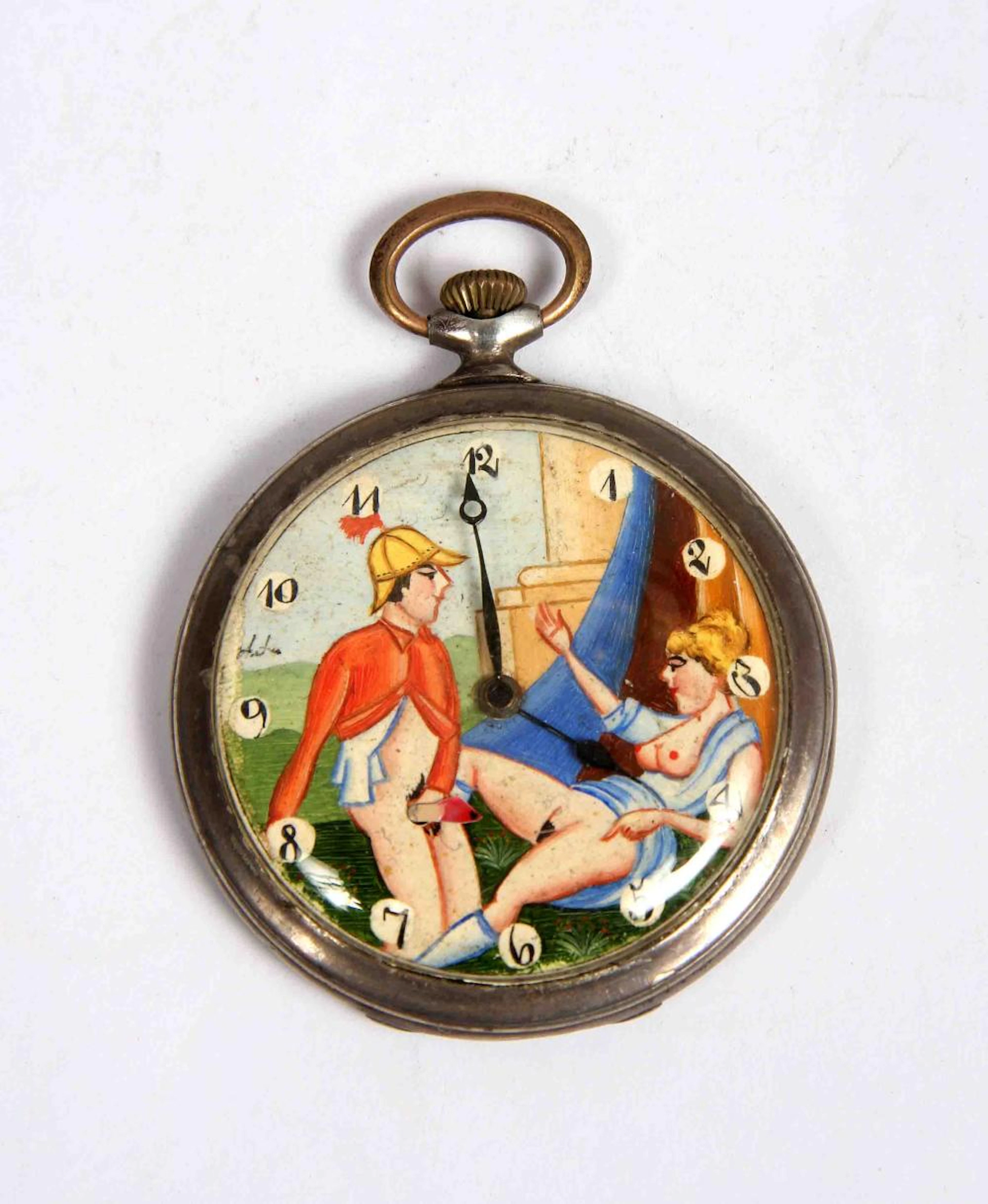Reloj erótico de bolsillo en plateado. Esfera con