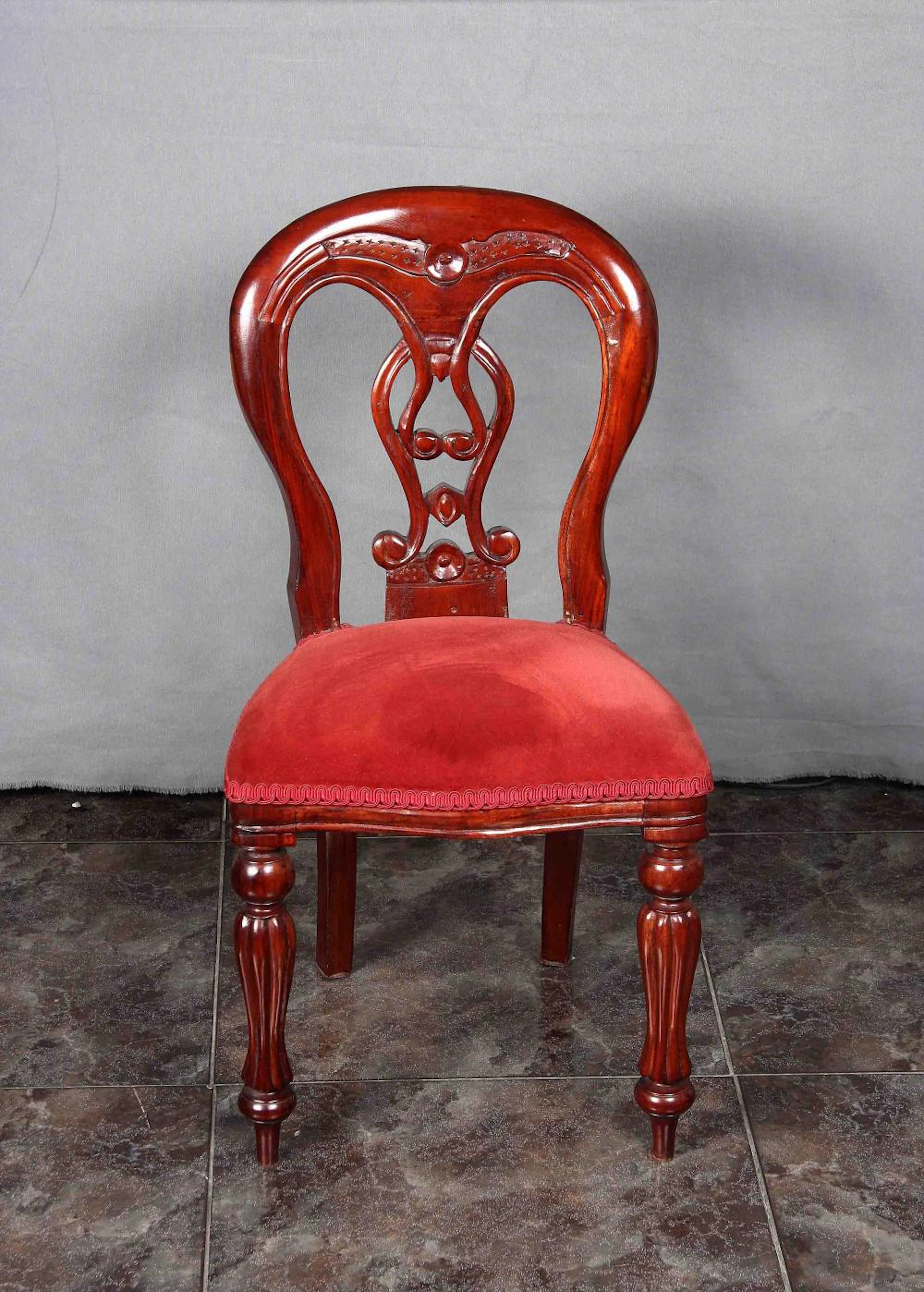 Children's chair in noble wood, with upholstery in