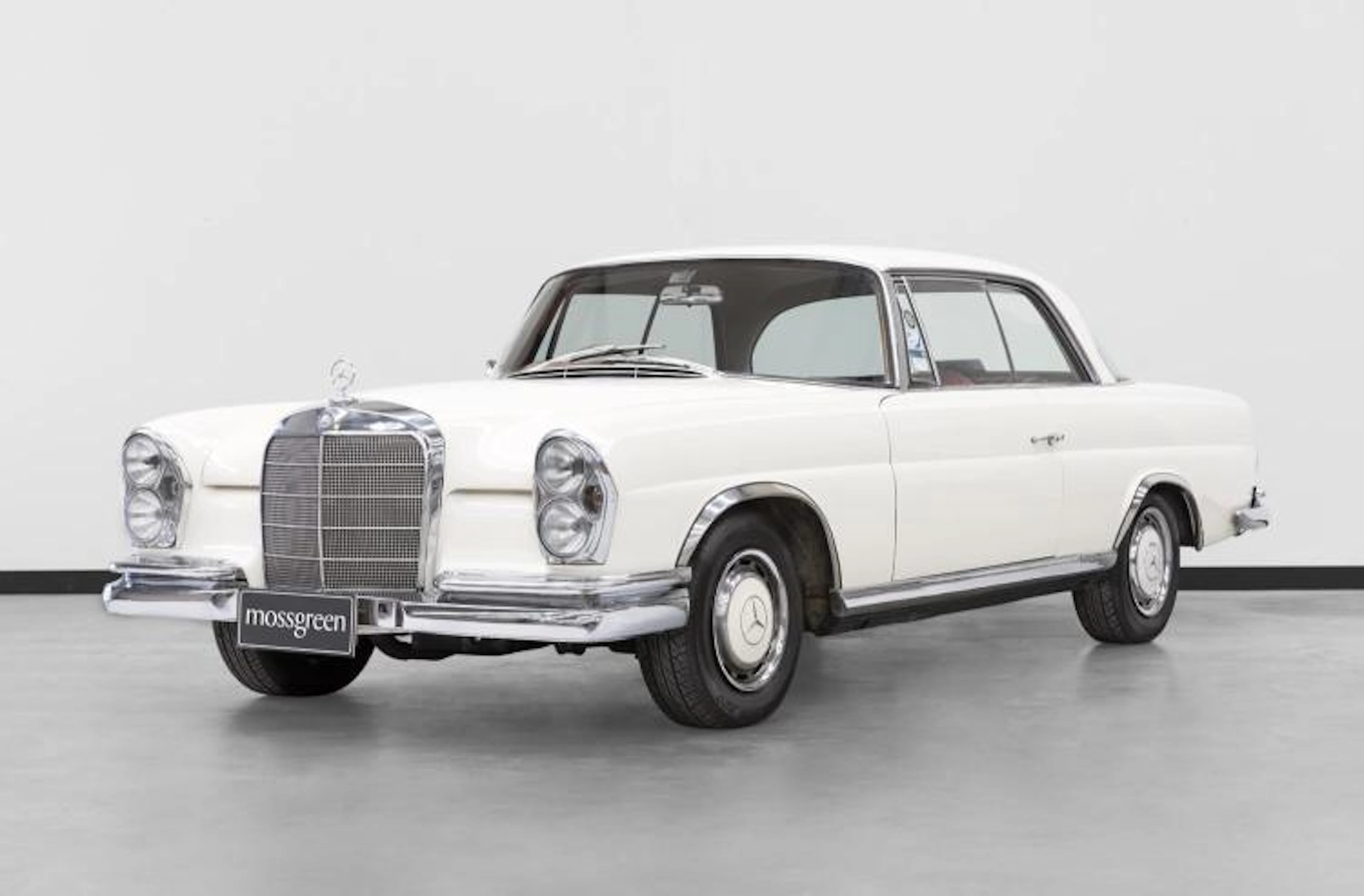 1965 MERCEDES-BENZ 220SE COUPE