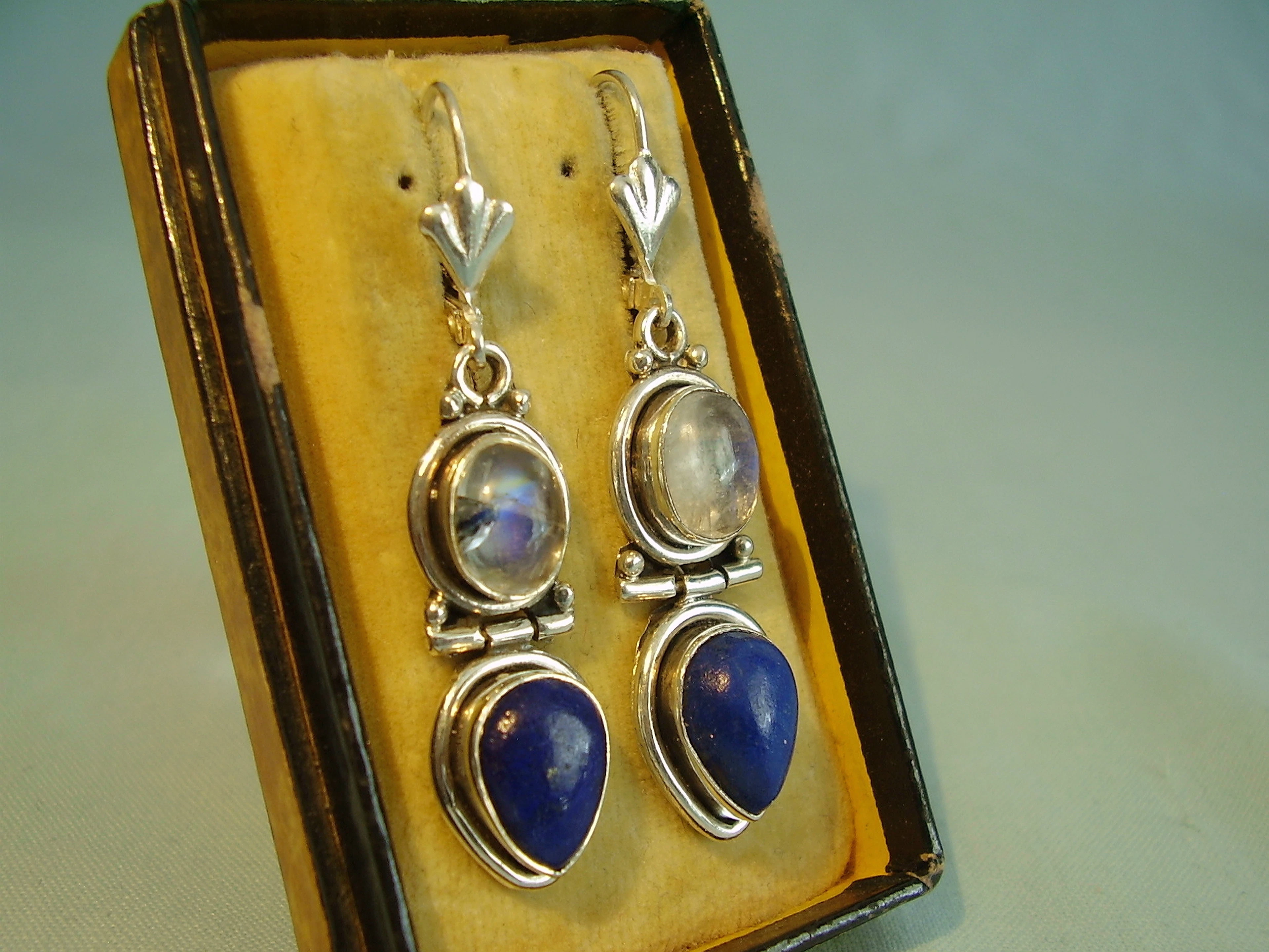 LAPISLAZULI - MONDSTEIN OHRRINGE.