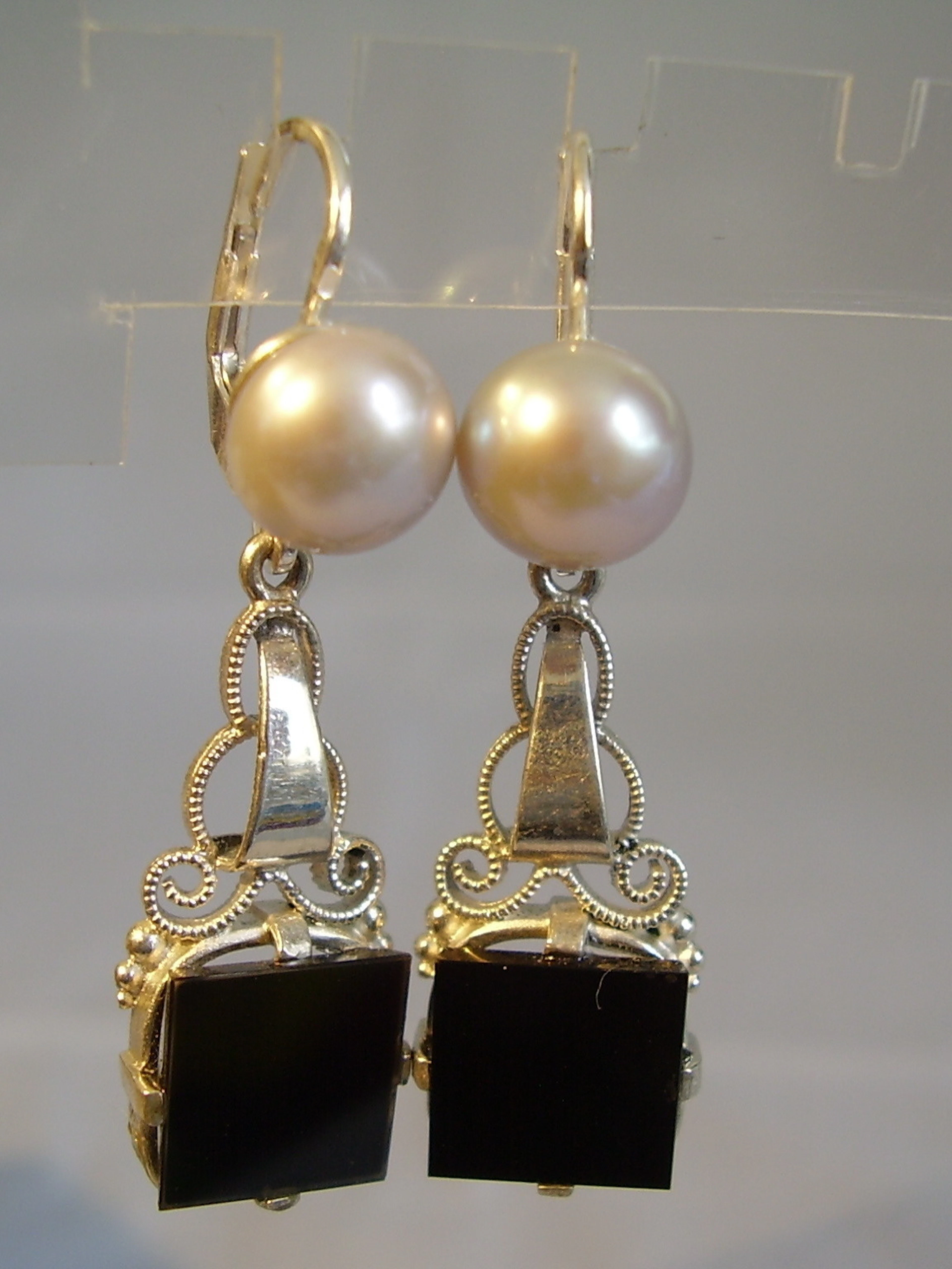 ART DECO OHRRINGE MIT ONYX SILBER 935.