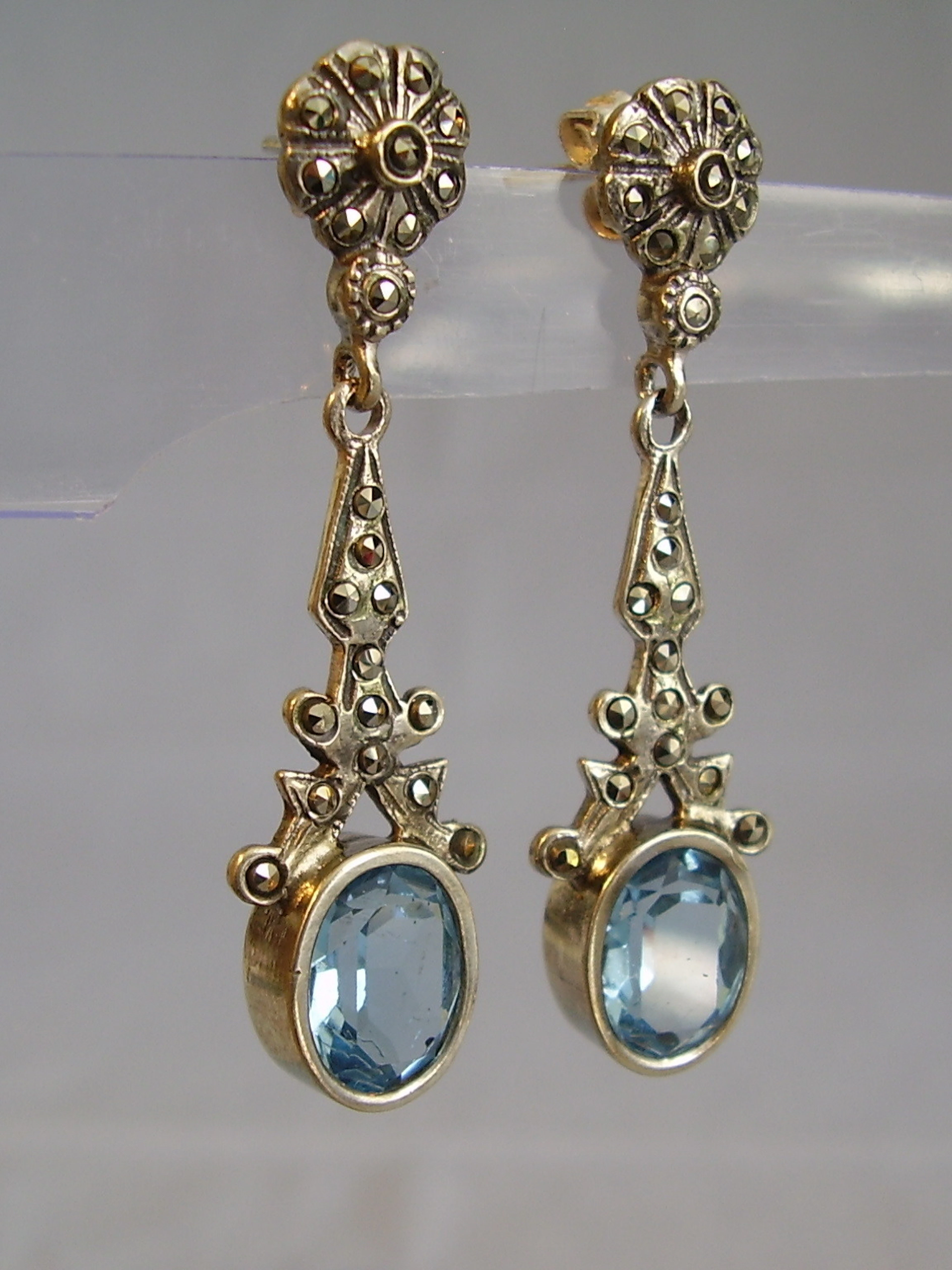 BLAUTOPAS OHRSTECKER SILBER ANTIK.
