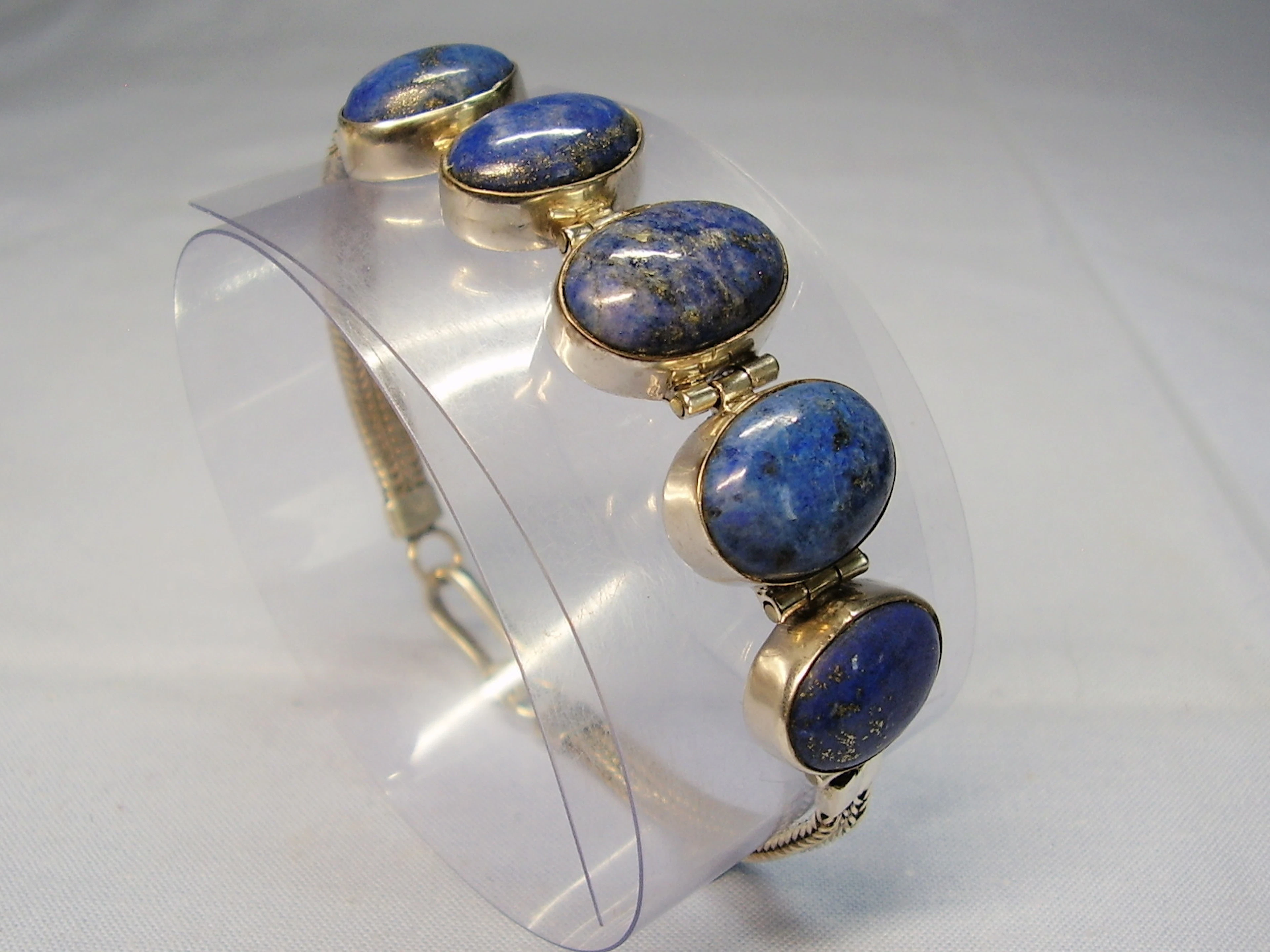 LAPISLAZULI ARMBAND 50 ct. SILBER.