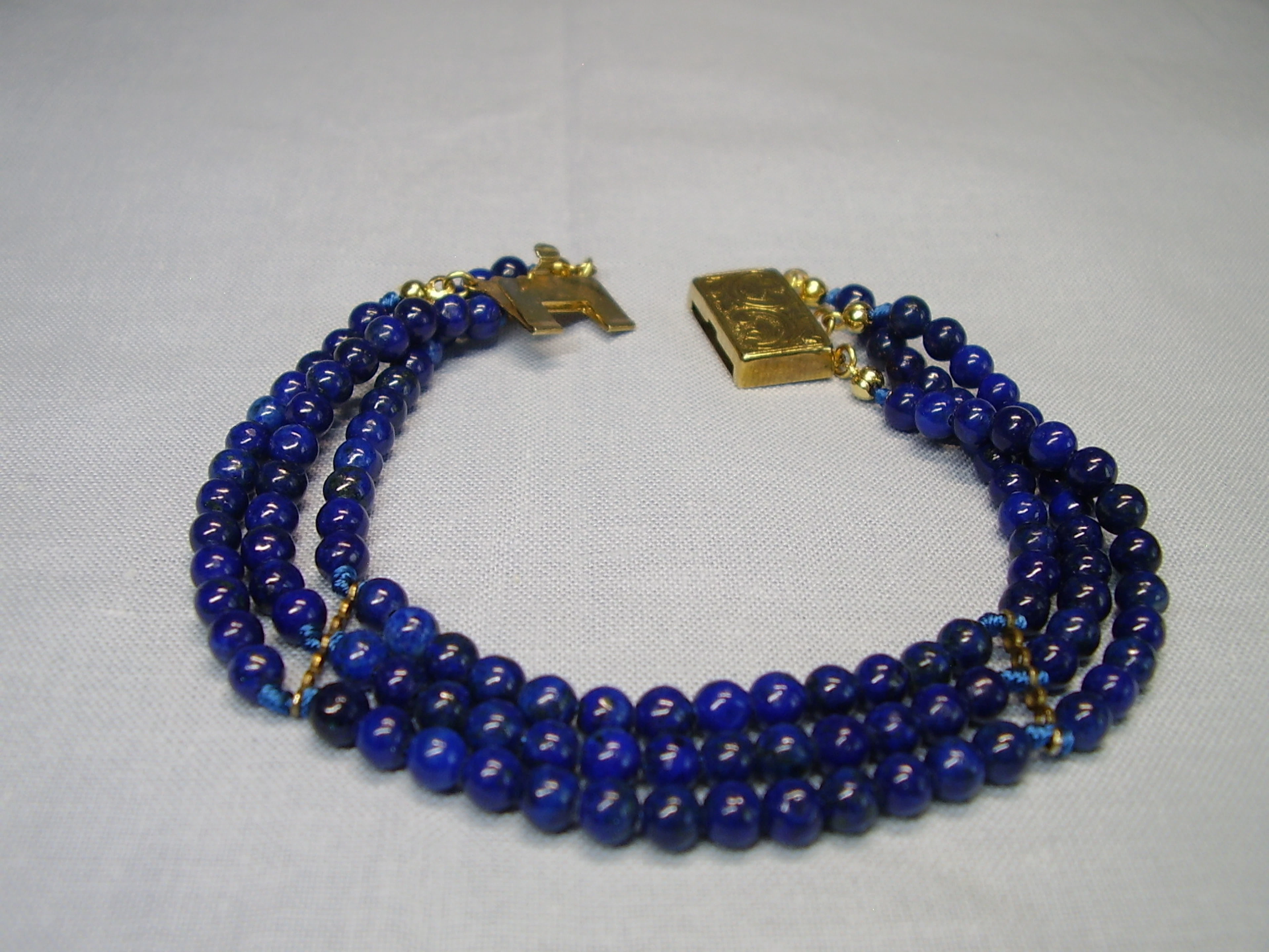 LAPISLAZULI ARMBAND SILBER VERGOLDET.