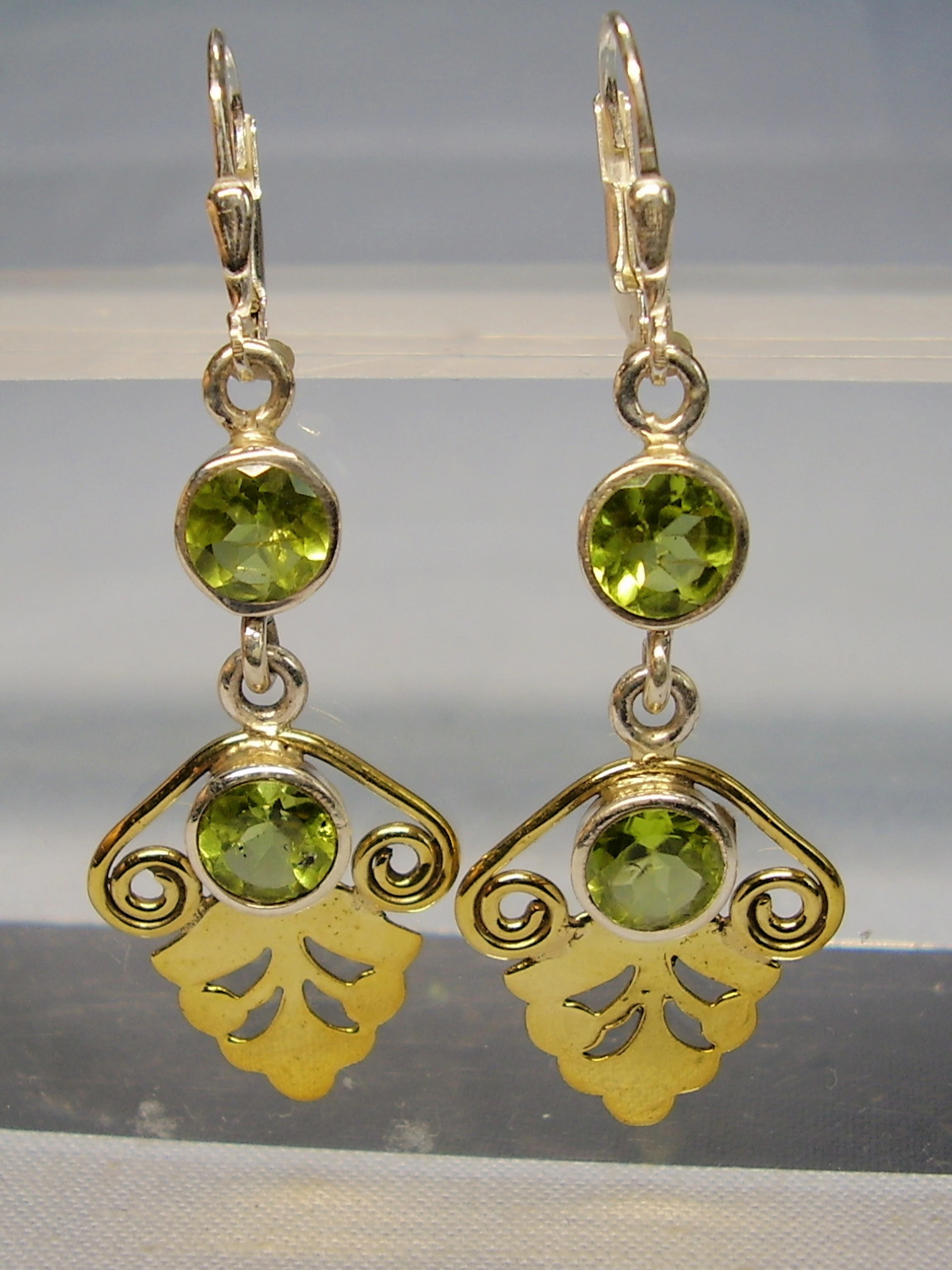 PERIDOT OHRRINGE SILBER JUGENDSTIL.