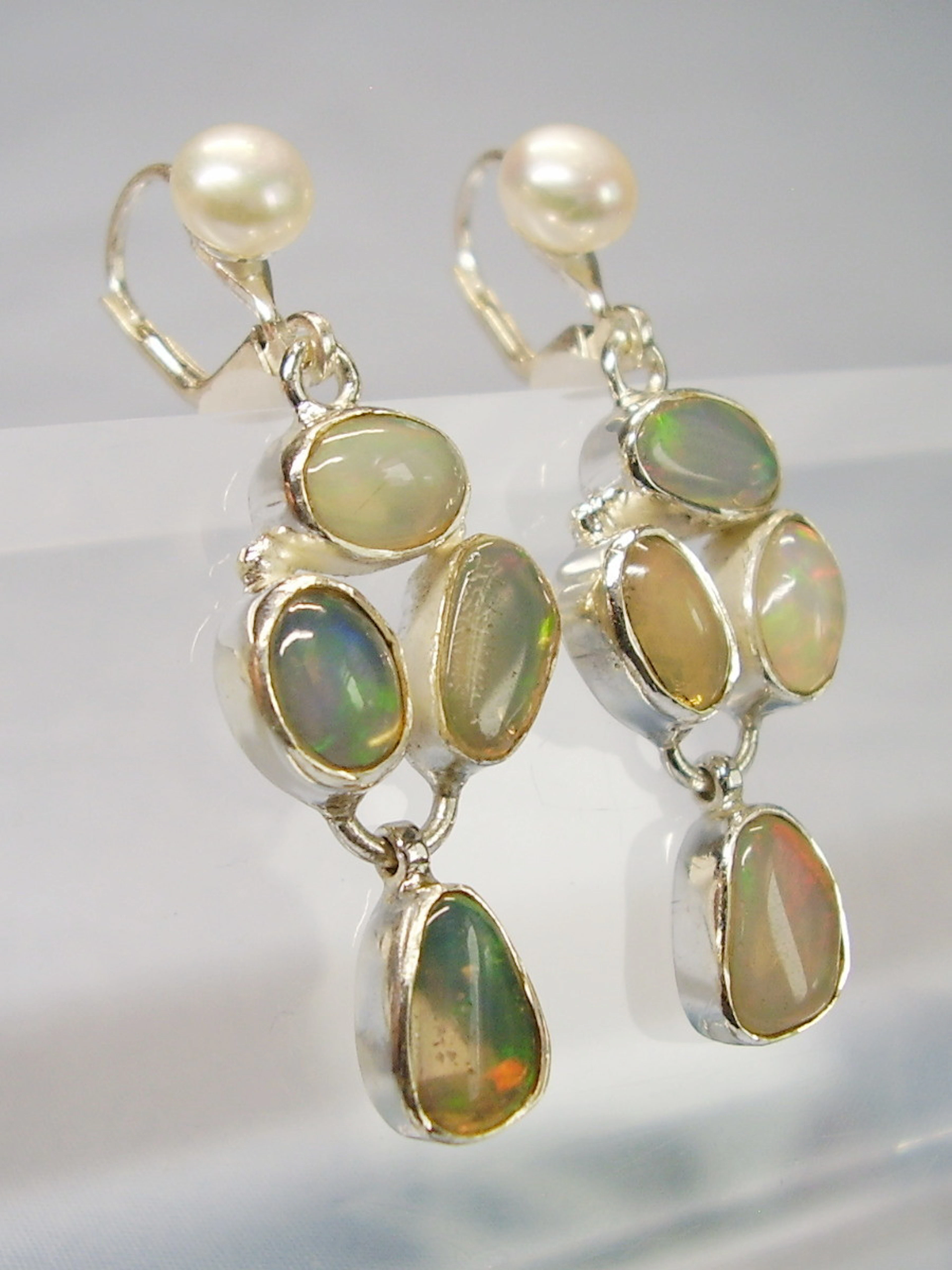 OPAL OHRRINGE SILBER.