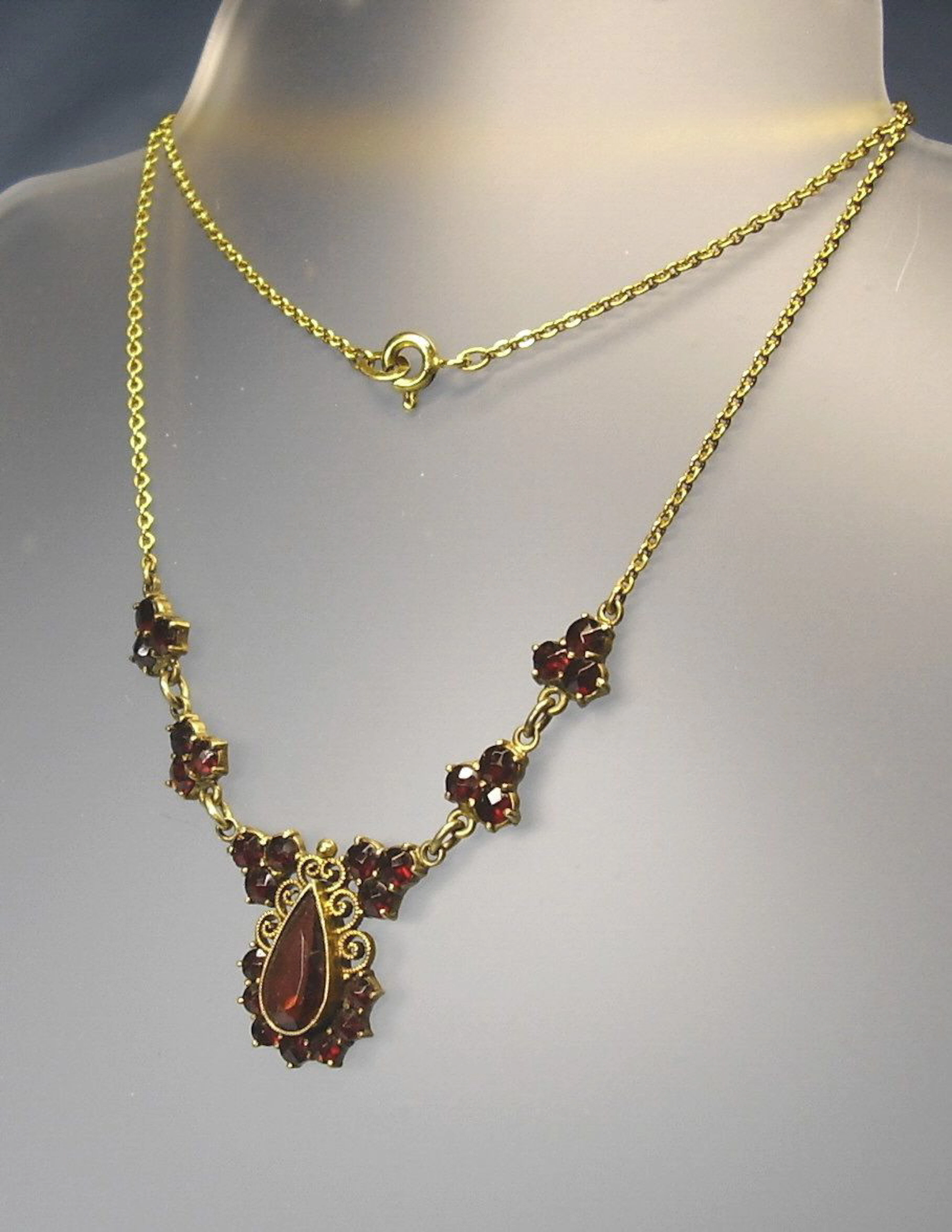 GRANAT COLLIER ANTIK NORMGOLD BÖHMEN UM 1890.