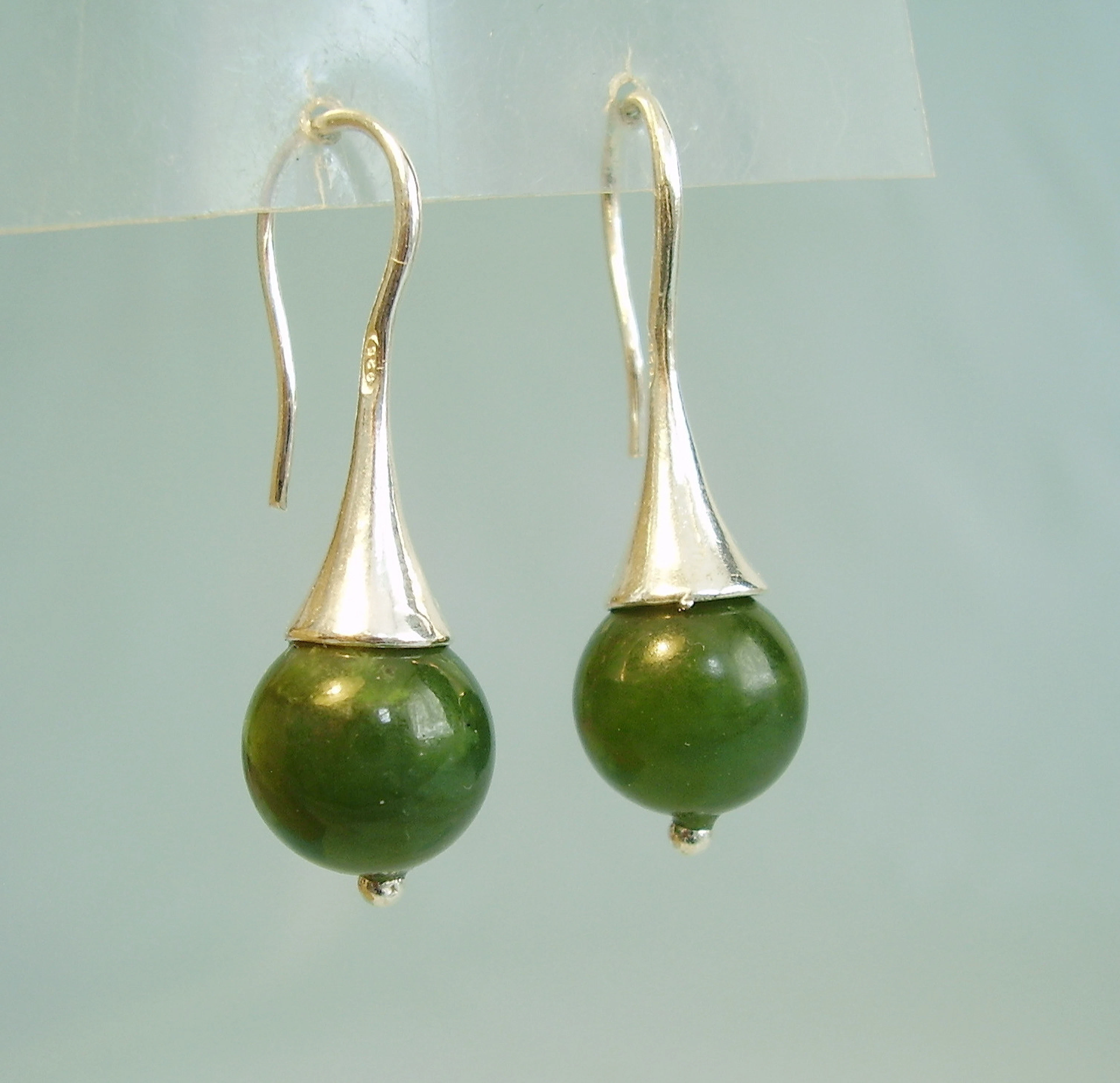 JADE OHRRINGE Silber DESIGNER-ENTWURF.