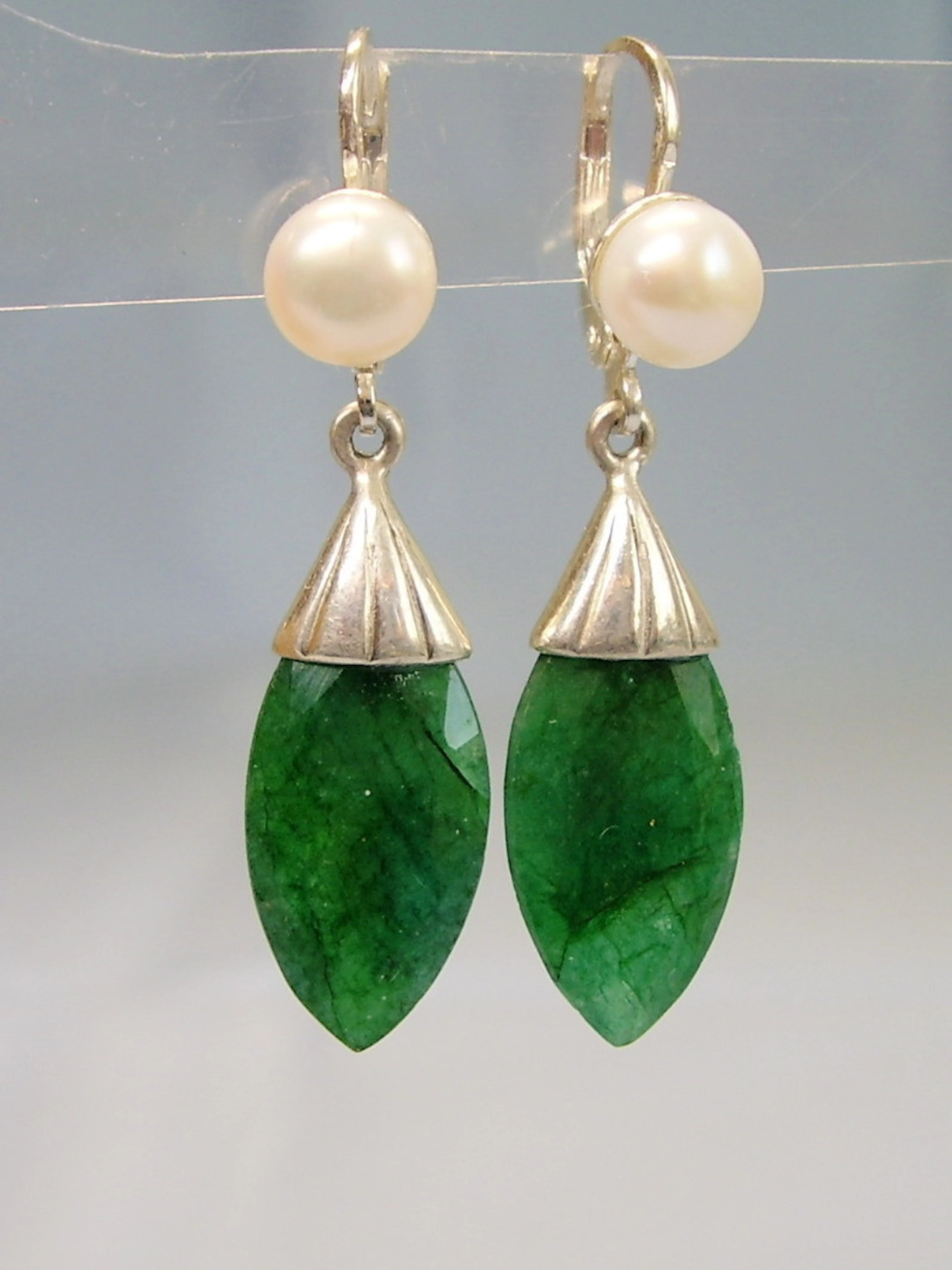 SMARAGD - PERL OHRRINGE SILBER 14 ct. SMARAGDE.