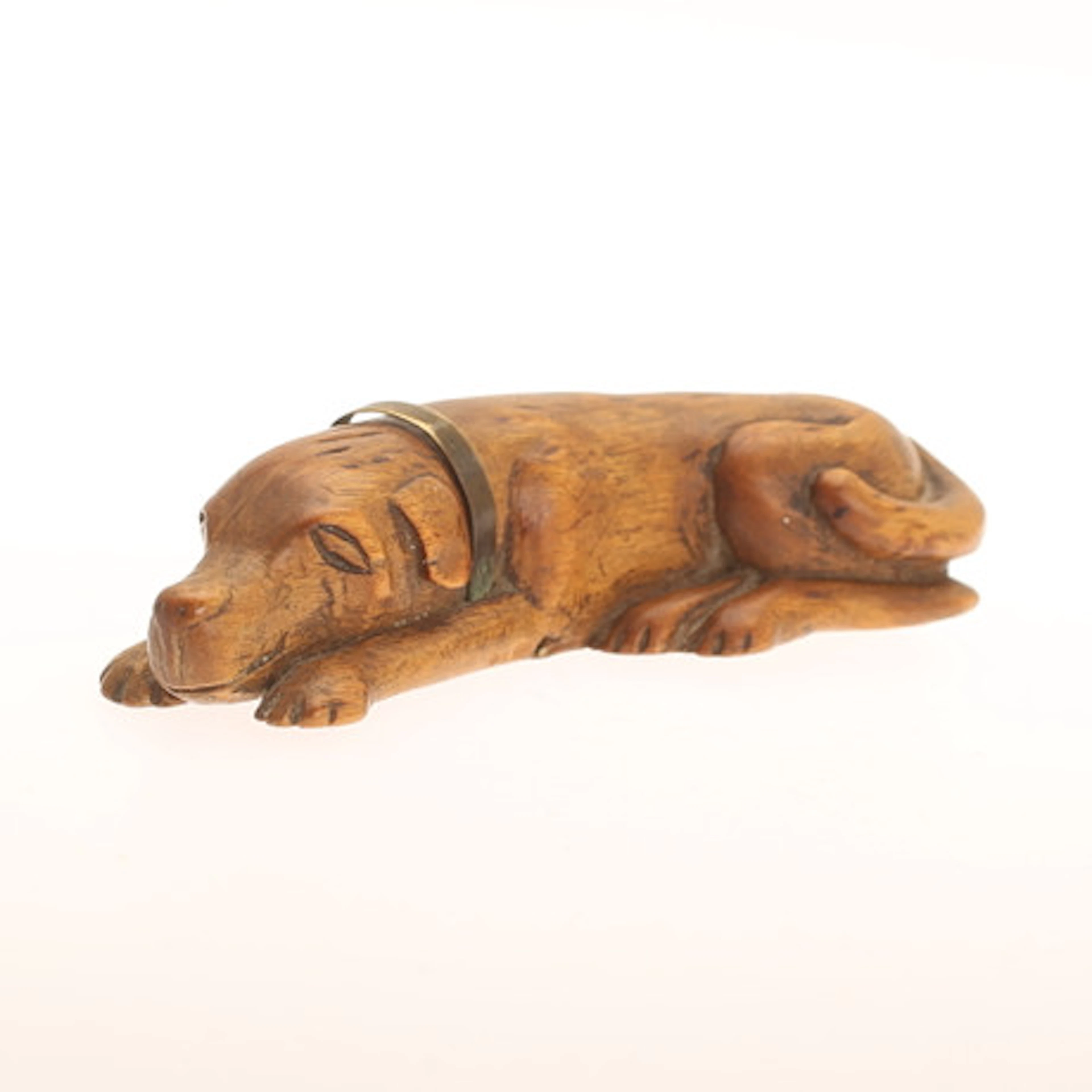 SNUSHUND, björk, 1800-tal.