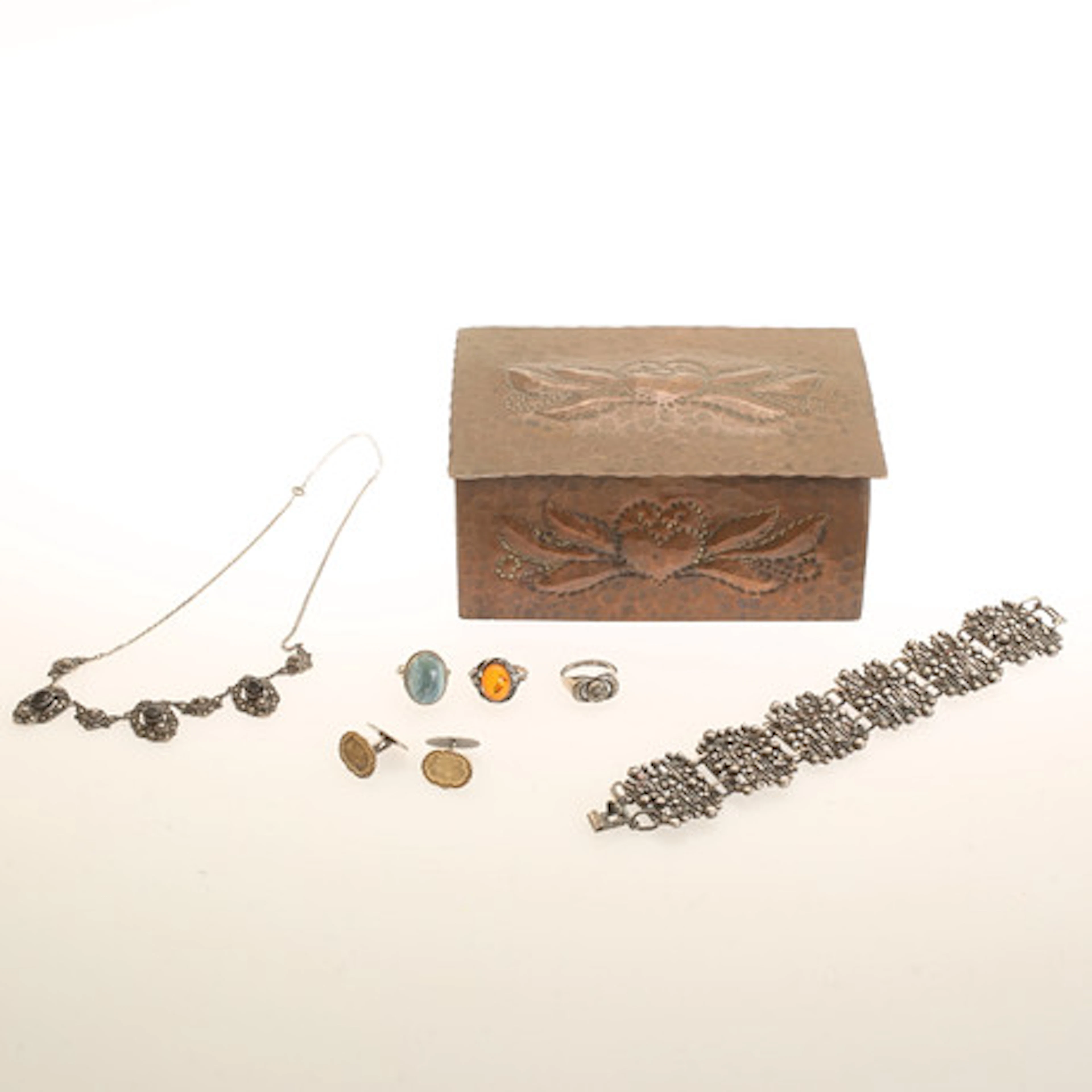ARMBAND, tenn. DIVERSE SILVER, 6 delar.