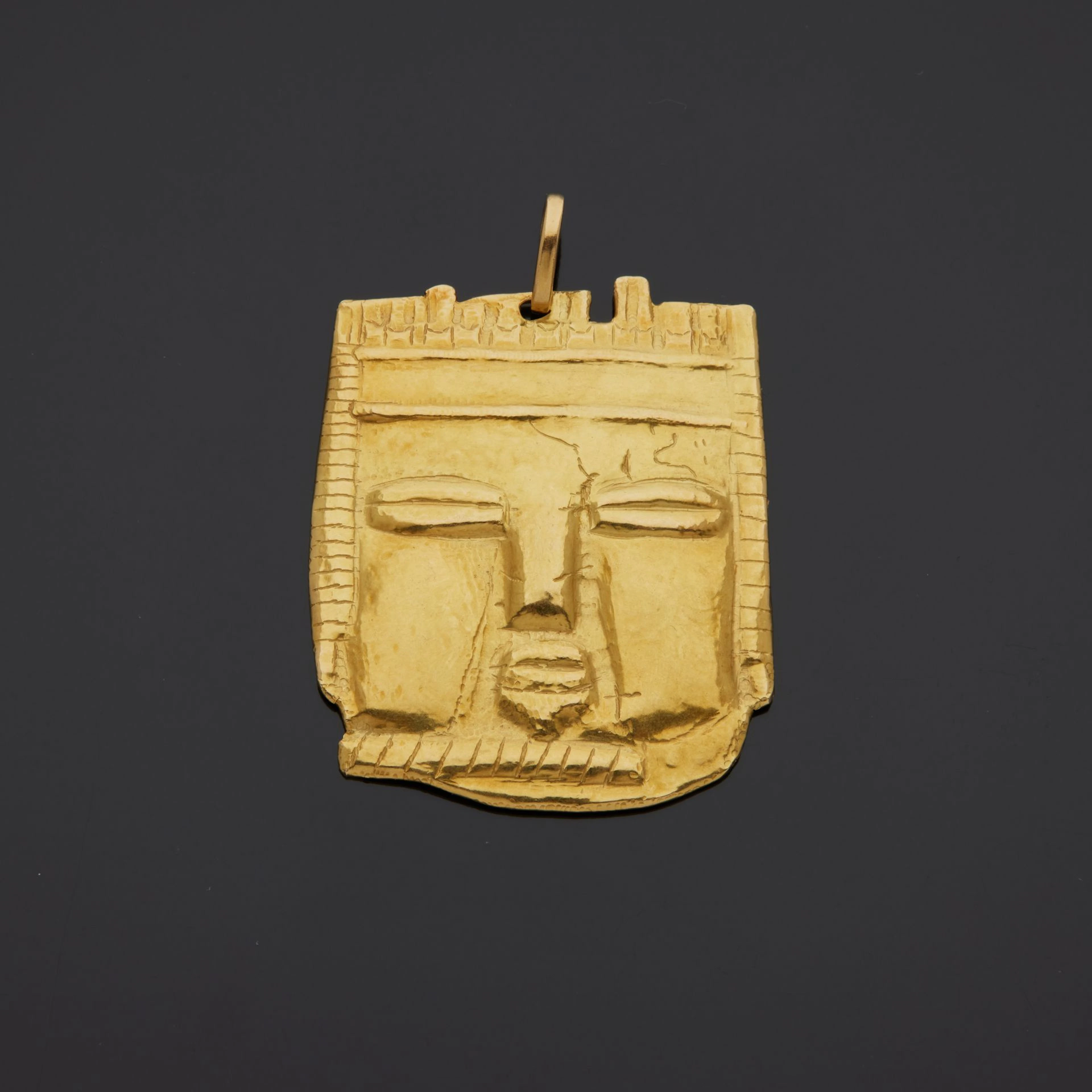 Pendentif en or jaune 18K (750) figurant... - Lot 239 - Delon - Hoebanx