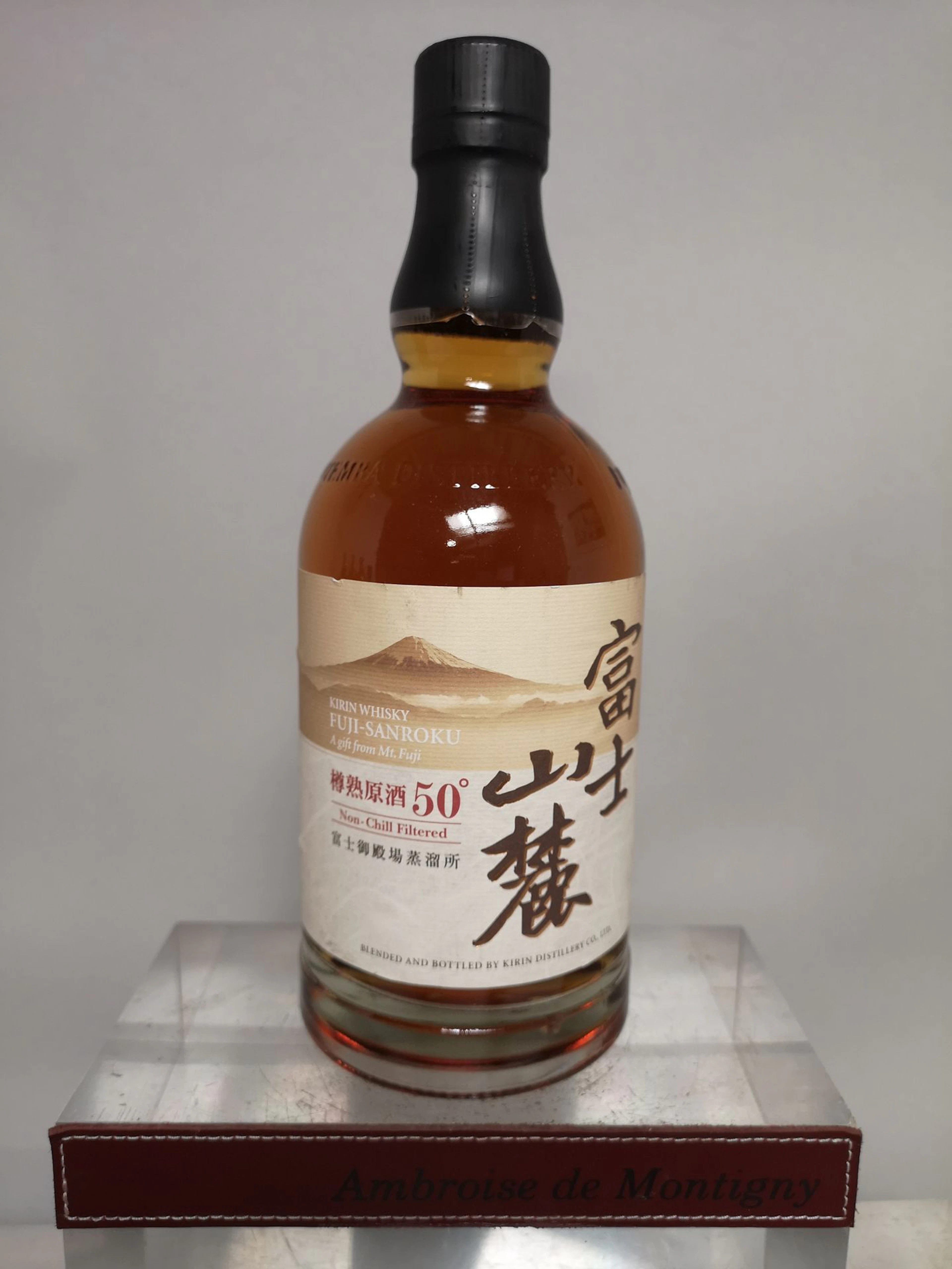 1 bouteille WHISKY JAPONAIS KIRIN - FUJI... - Lot 26 - Delon - Hoebanx