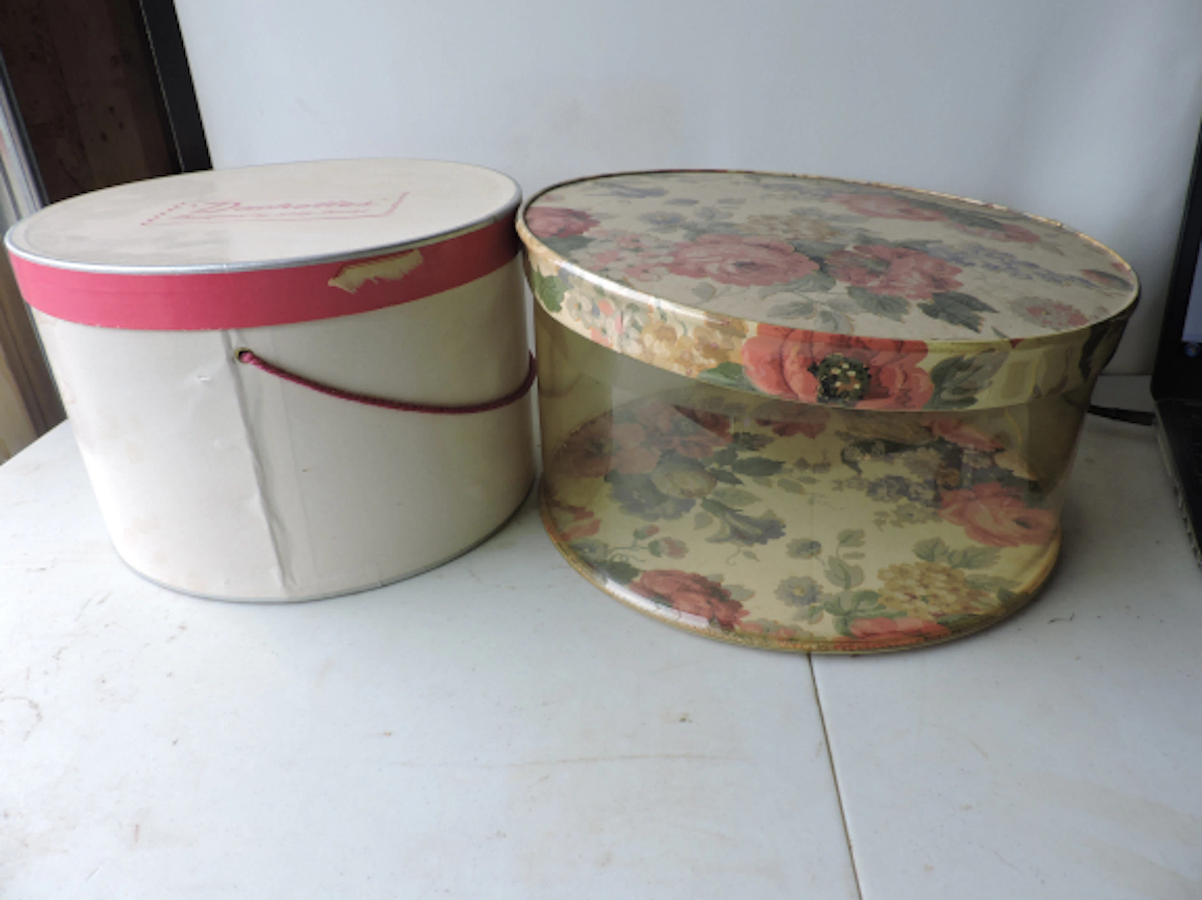 See through hat box & Lilly Dache box
