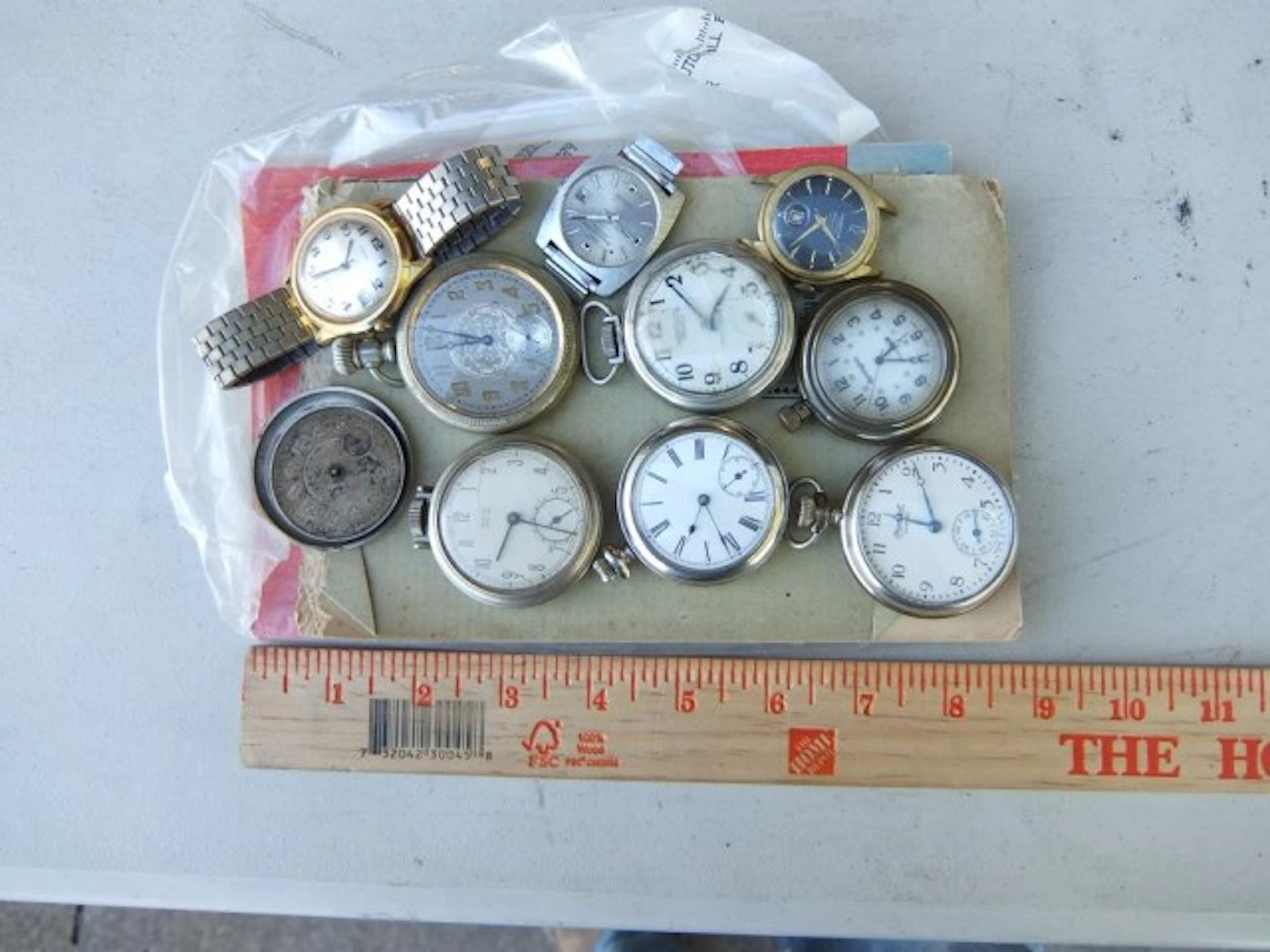 Lot of Assorted Vintage Pocket & Wrist Watches