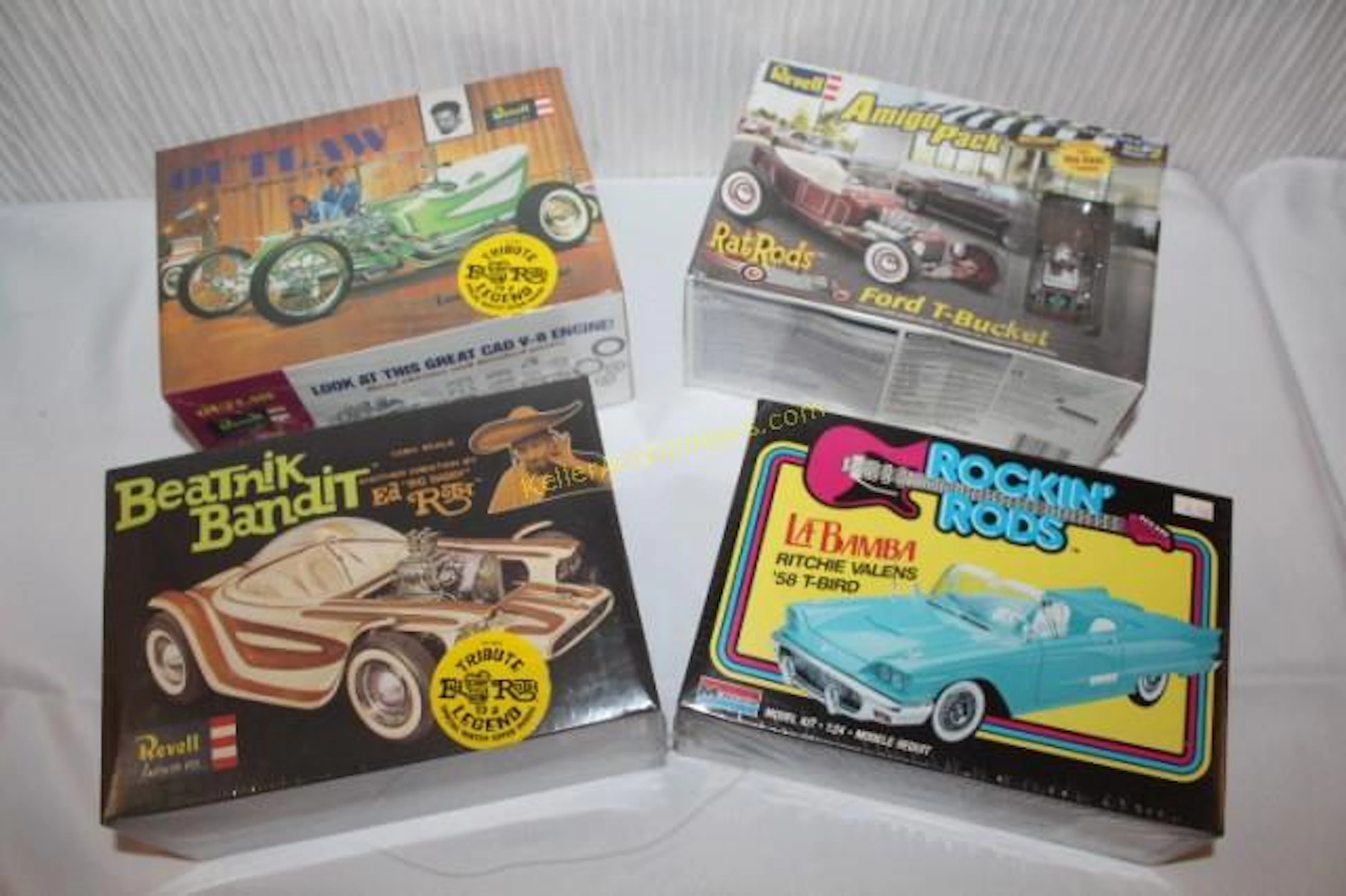 4 Model Car Kits