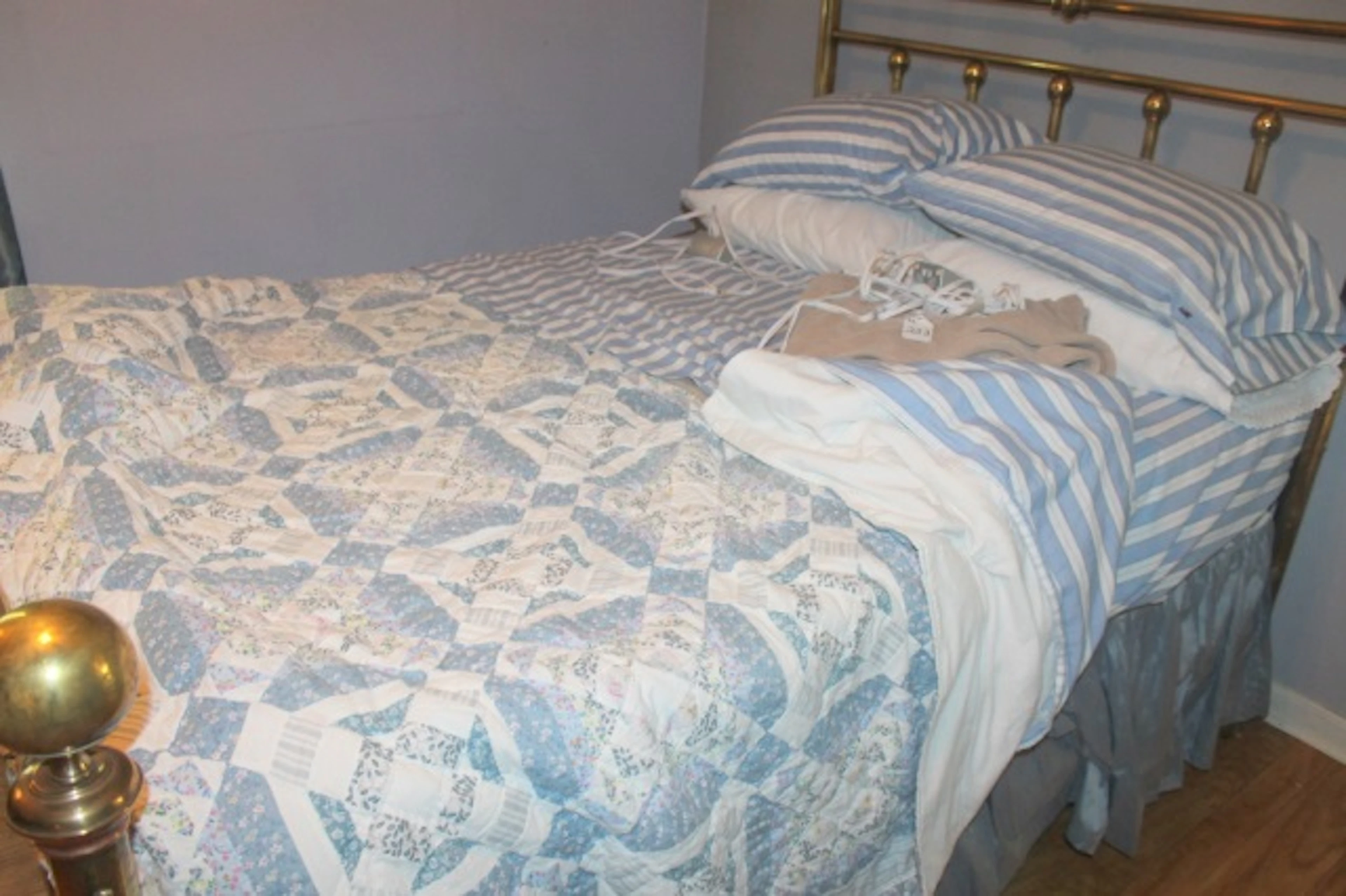 Tommy Hilfiger Sheets, 2 Electric Blankets