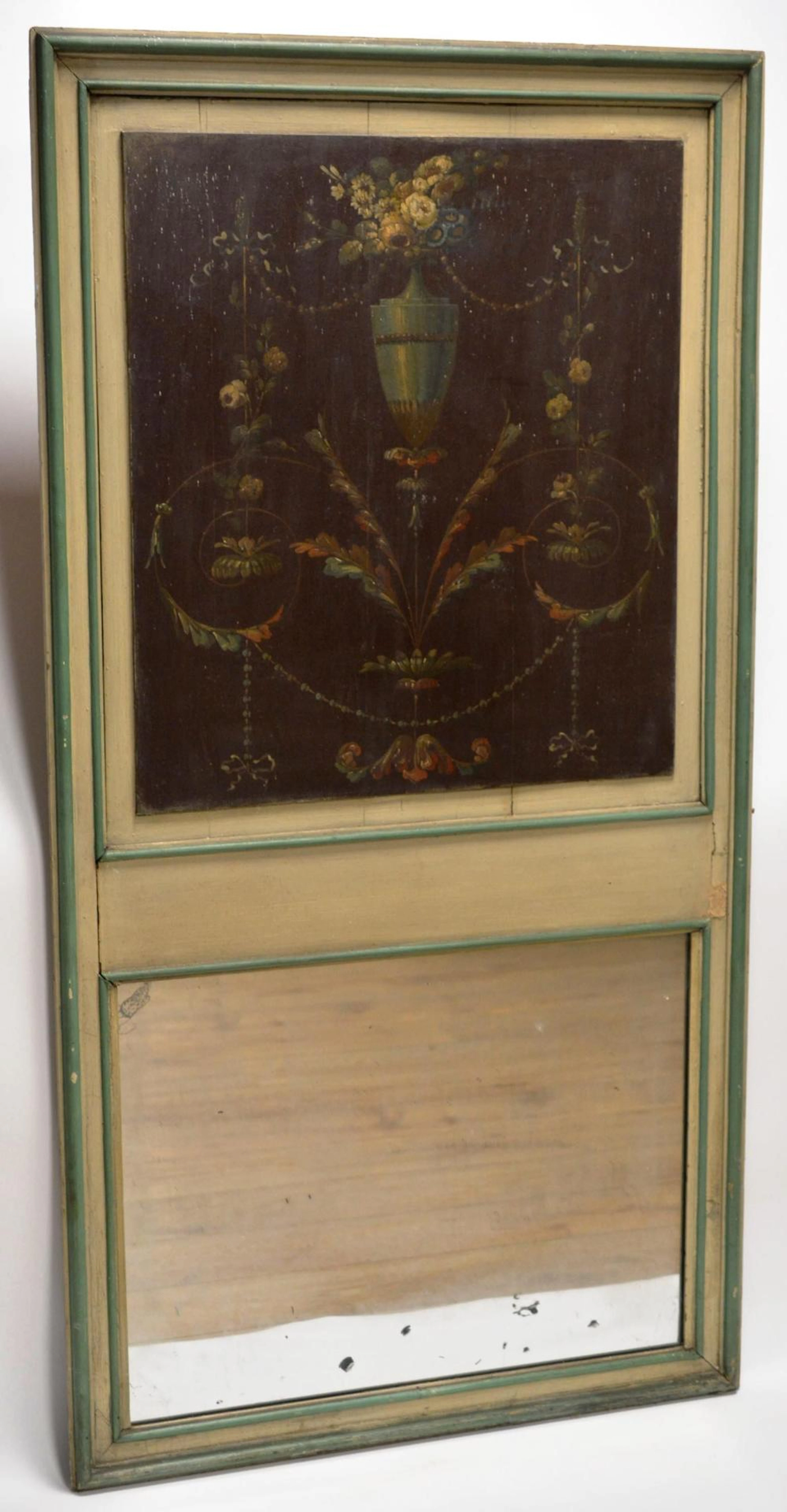 Trumeau en bois rechampi.