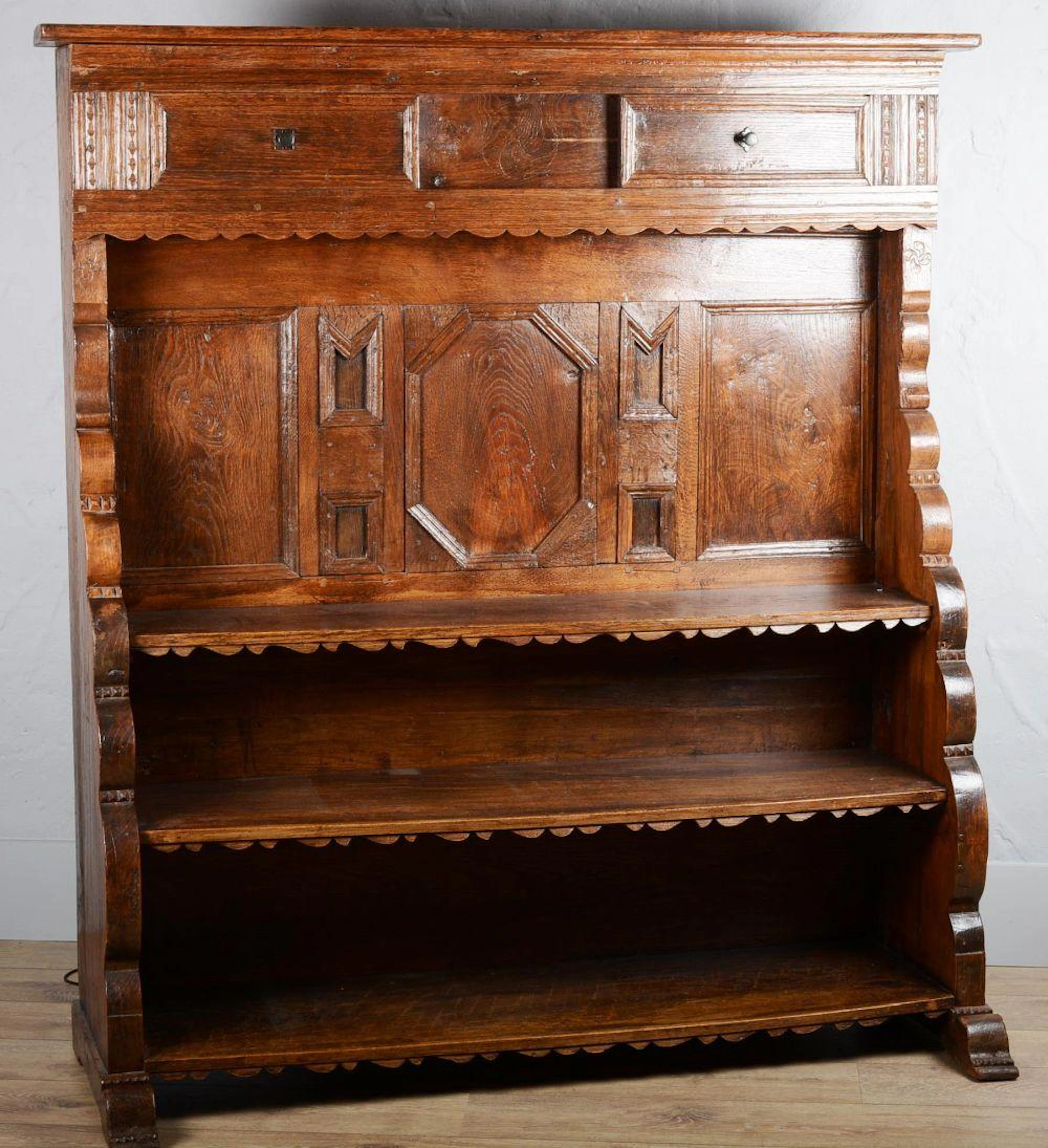 Meuble archelle en chêne