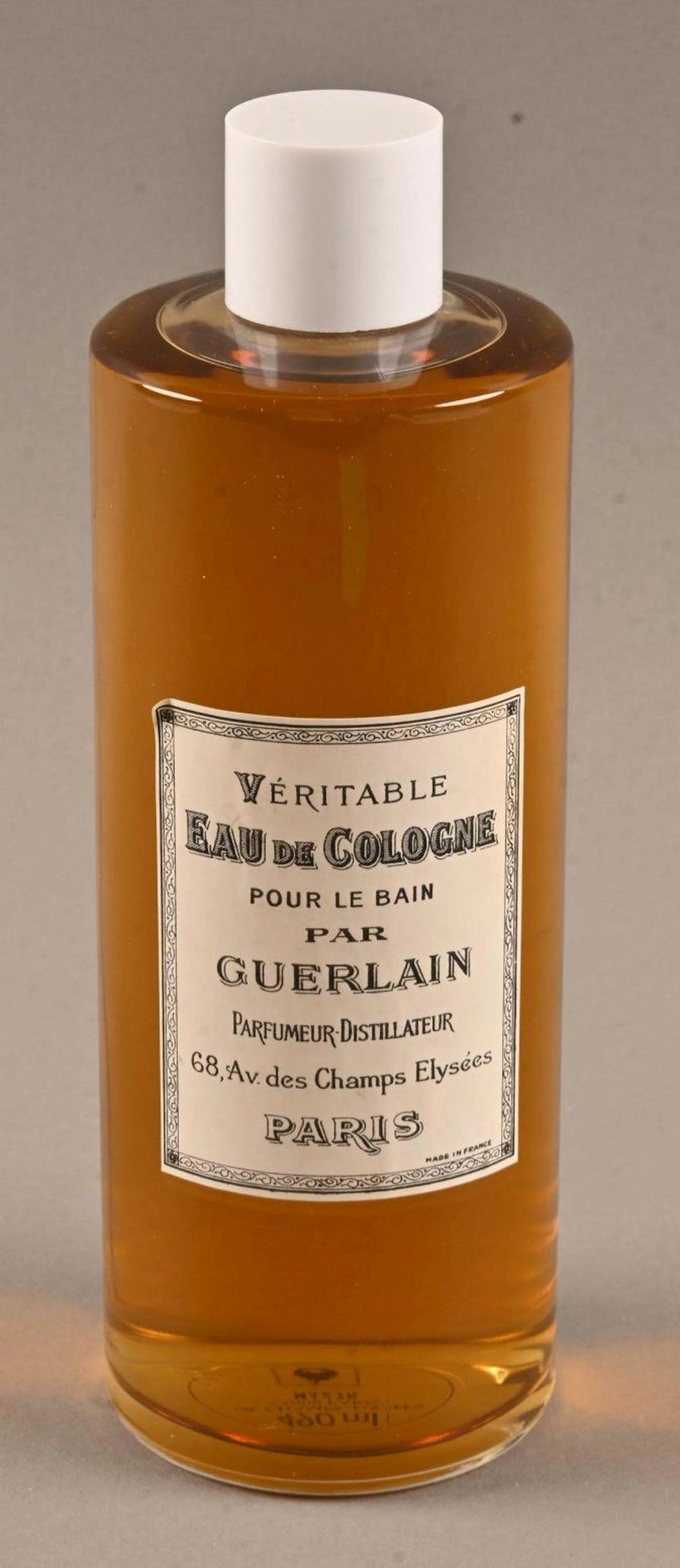 " Véritable eau de Cologne pour le bain". Guerlai