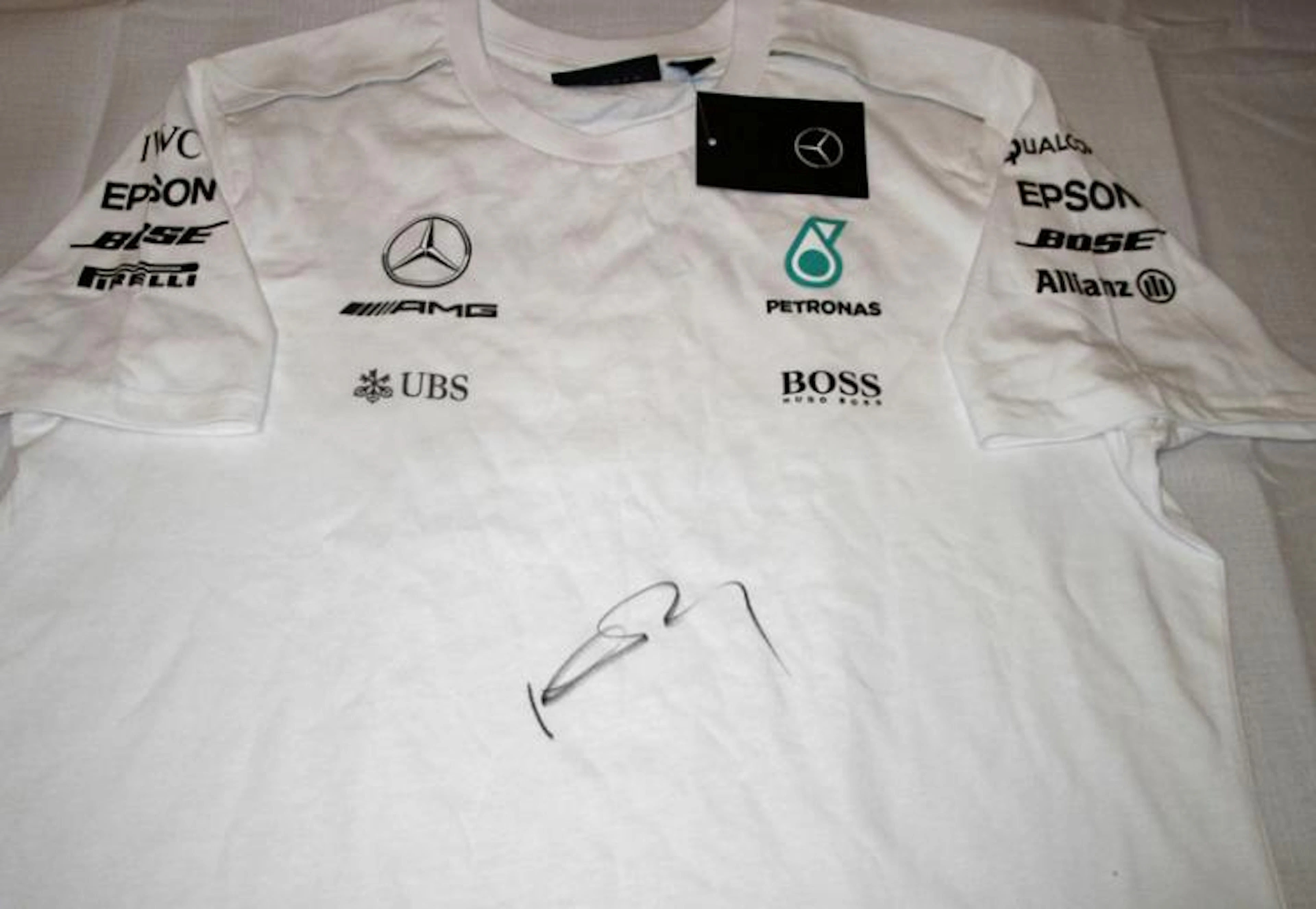 Nico Rosberg and Sebastian Vettel signed F1 memorabilia, a Rosberg signed M