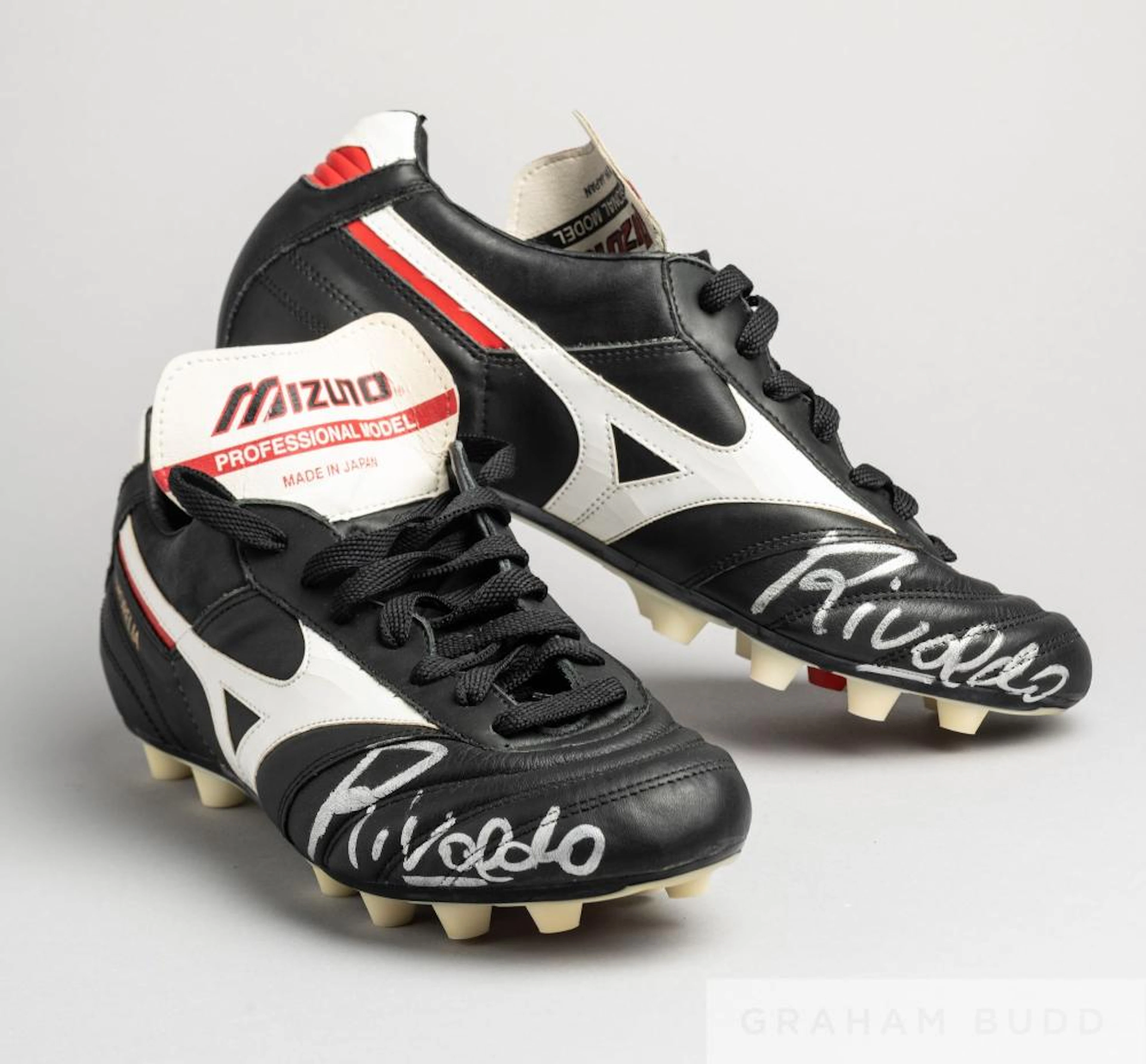 Rivaldo signed Mizuno Morella football boots