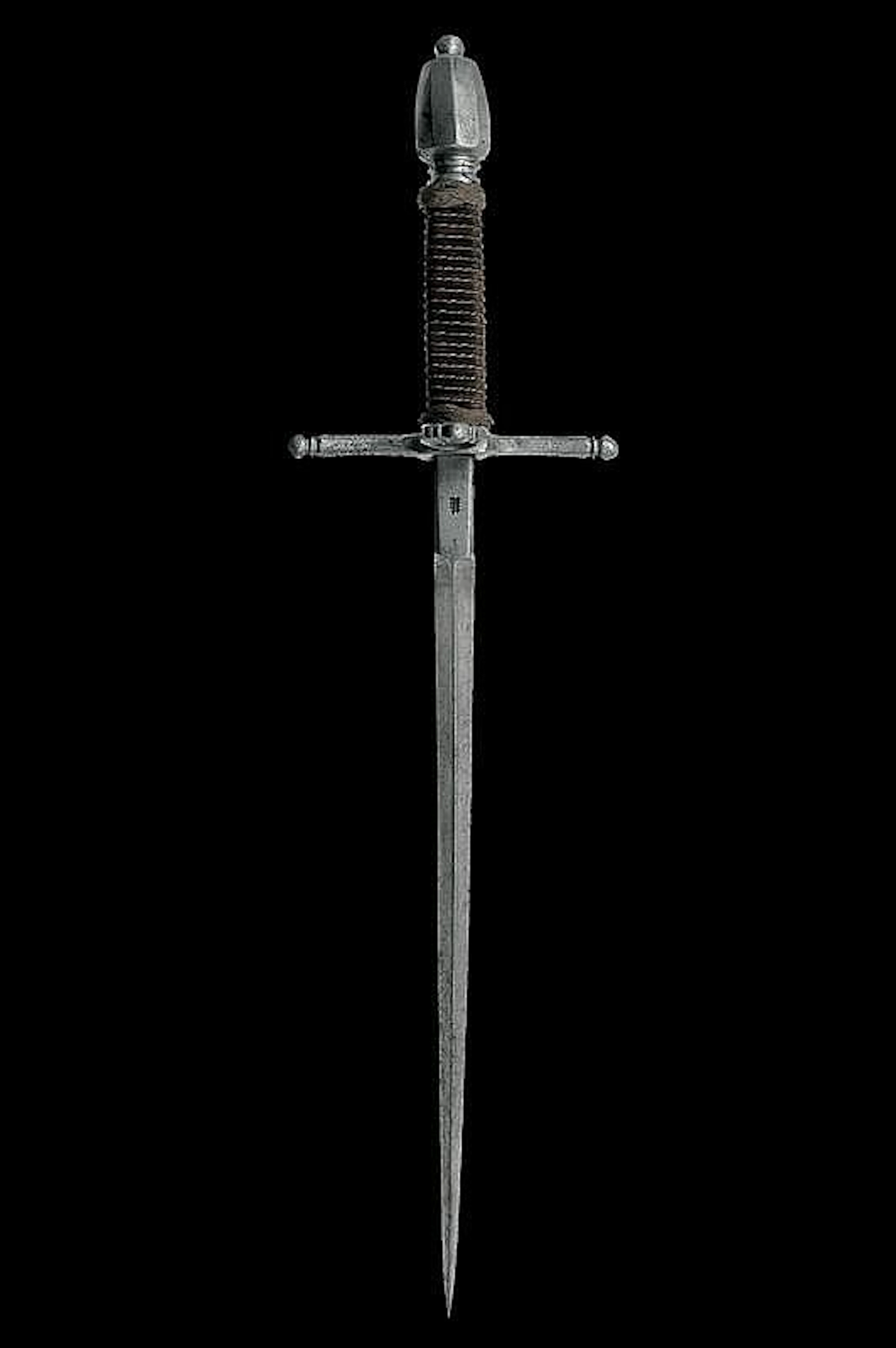 A left hand dagger