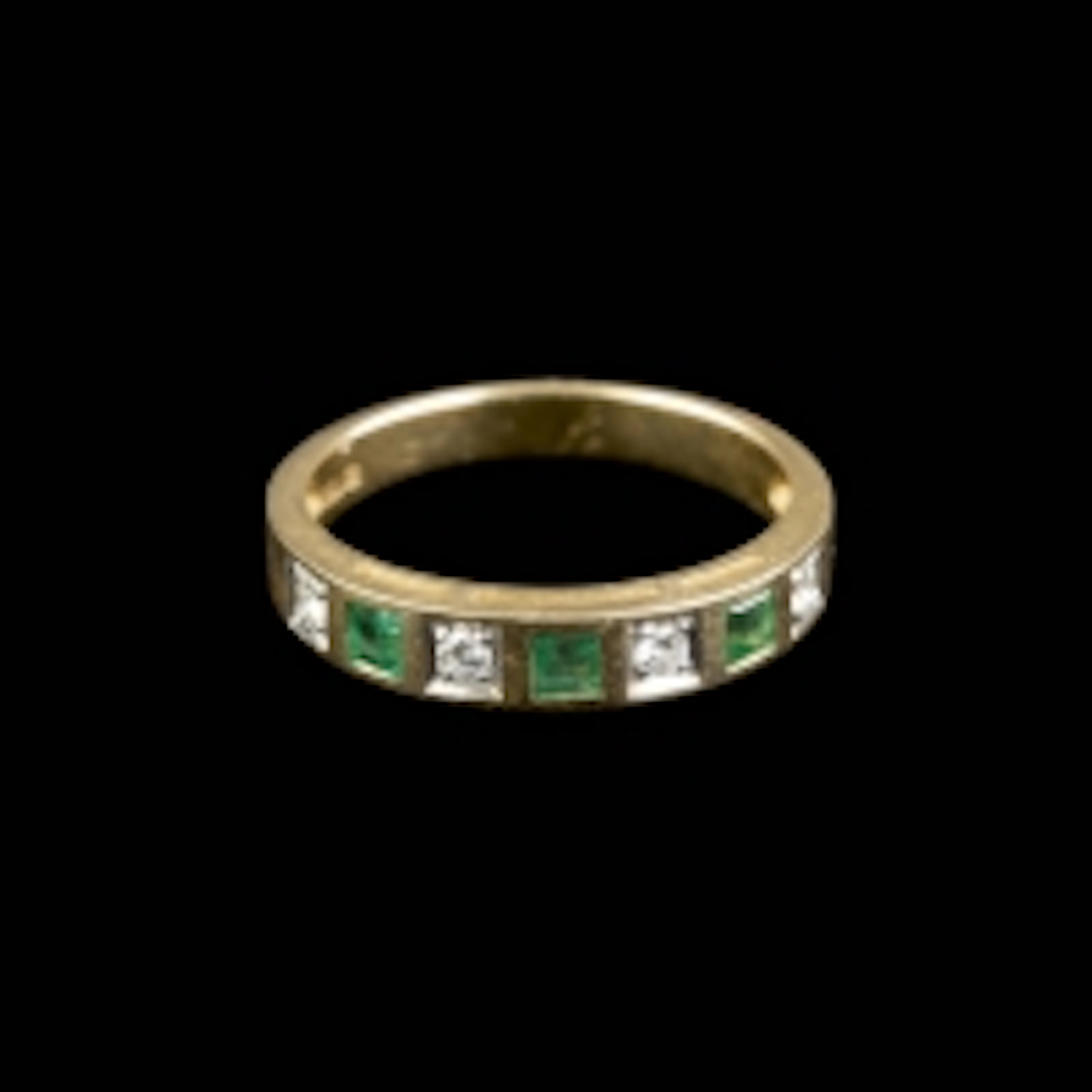 EDELSTEINRING MIT SMARAGD- UND BRILLANTBESATZ