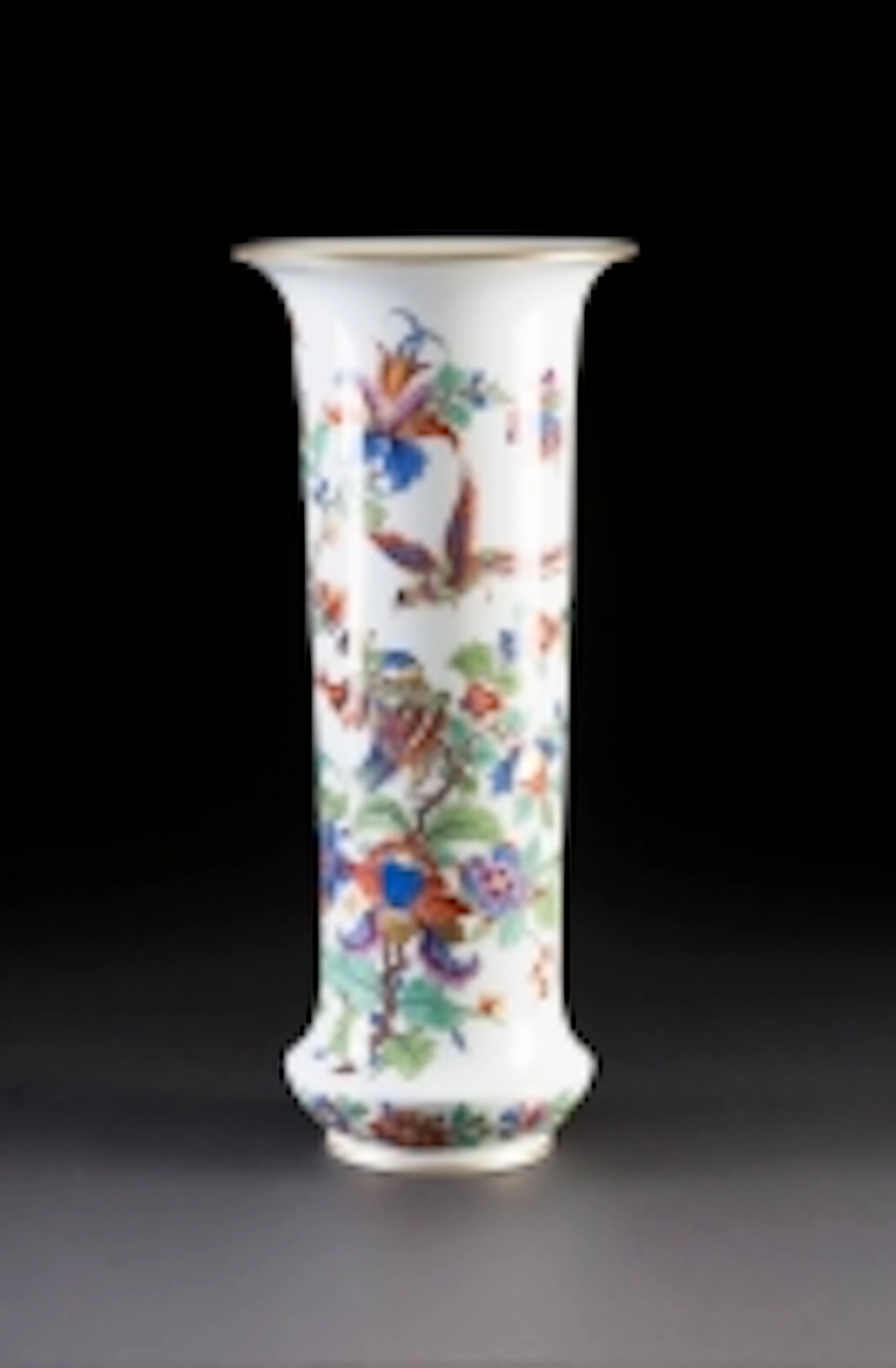 VASE MIT AUFWENDIGER SONDERBEMALUNG