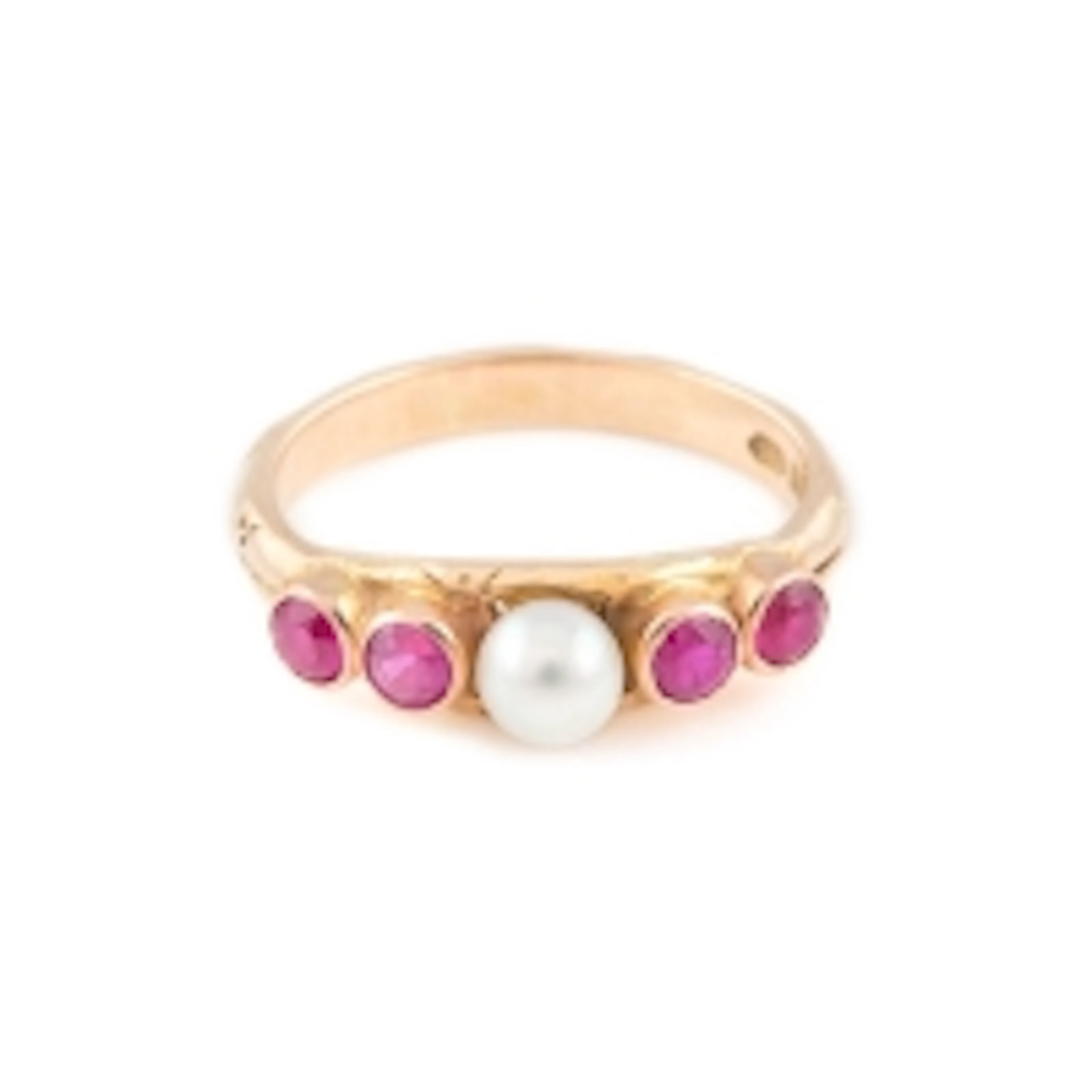HISTORISCHER RING MIT PERLE UND RUBINBESATZ