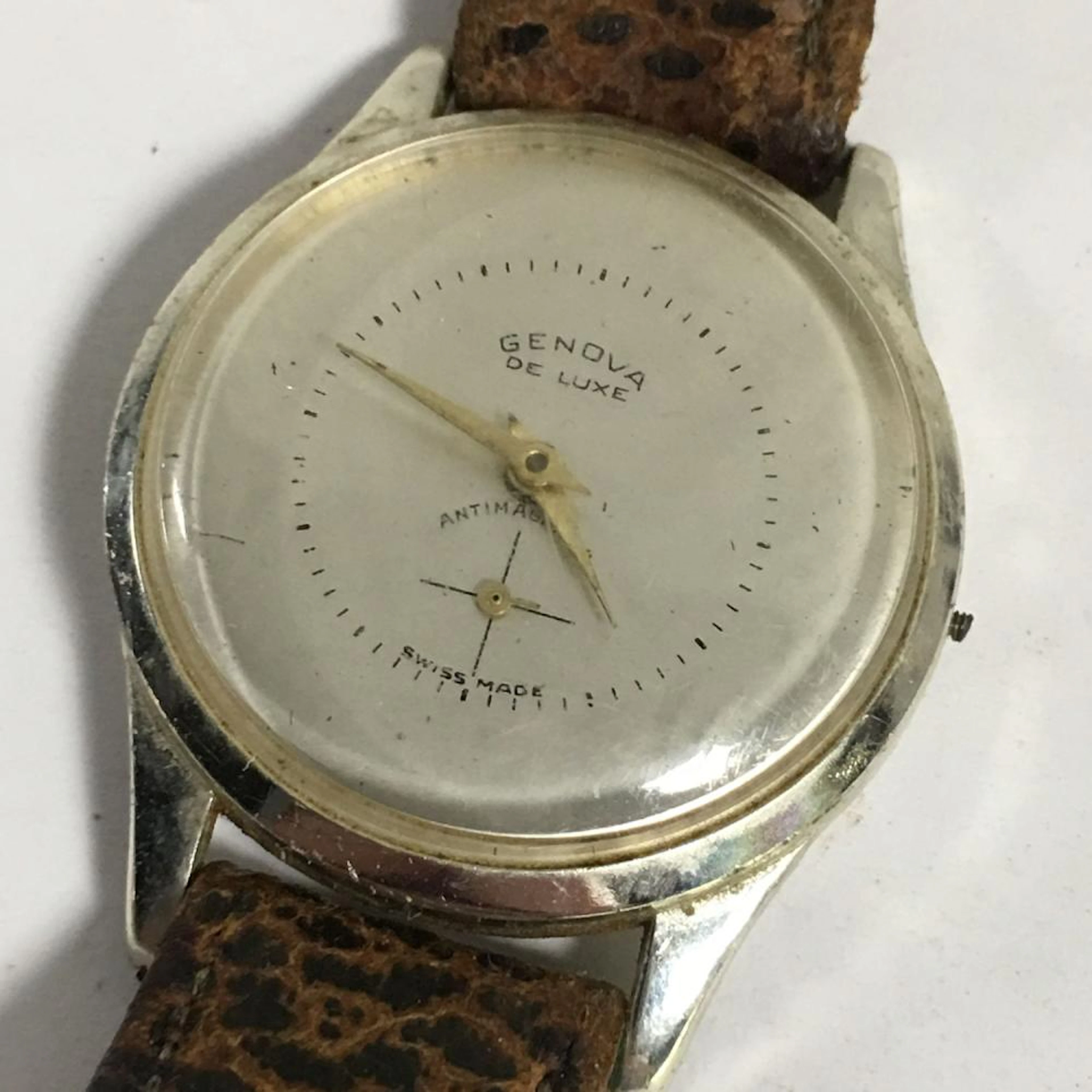 Genova De Luxe Wrist Watch