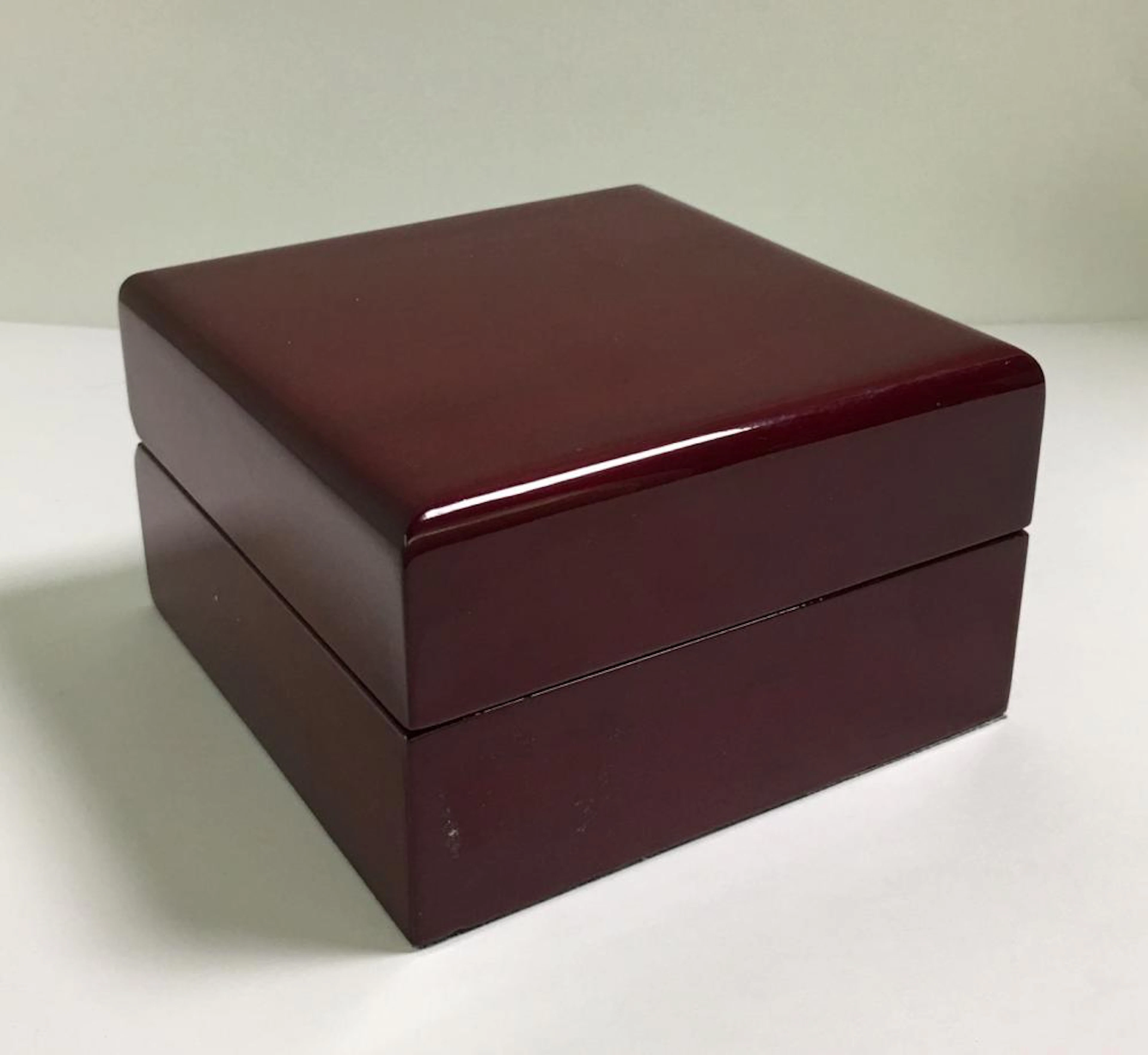 Geneve Wooden Watch Box