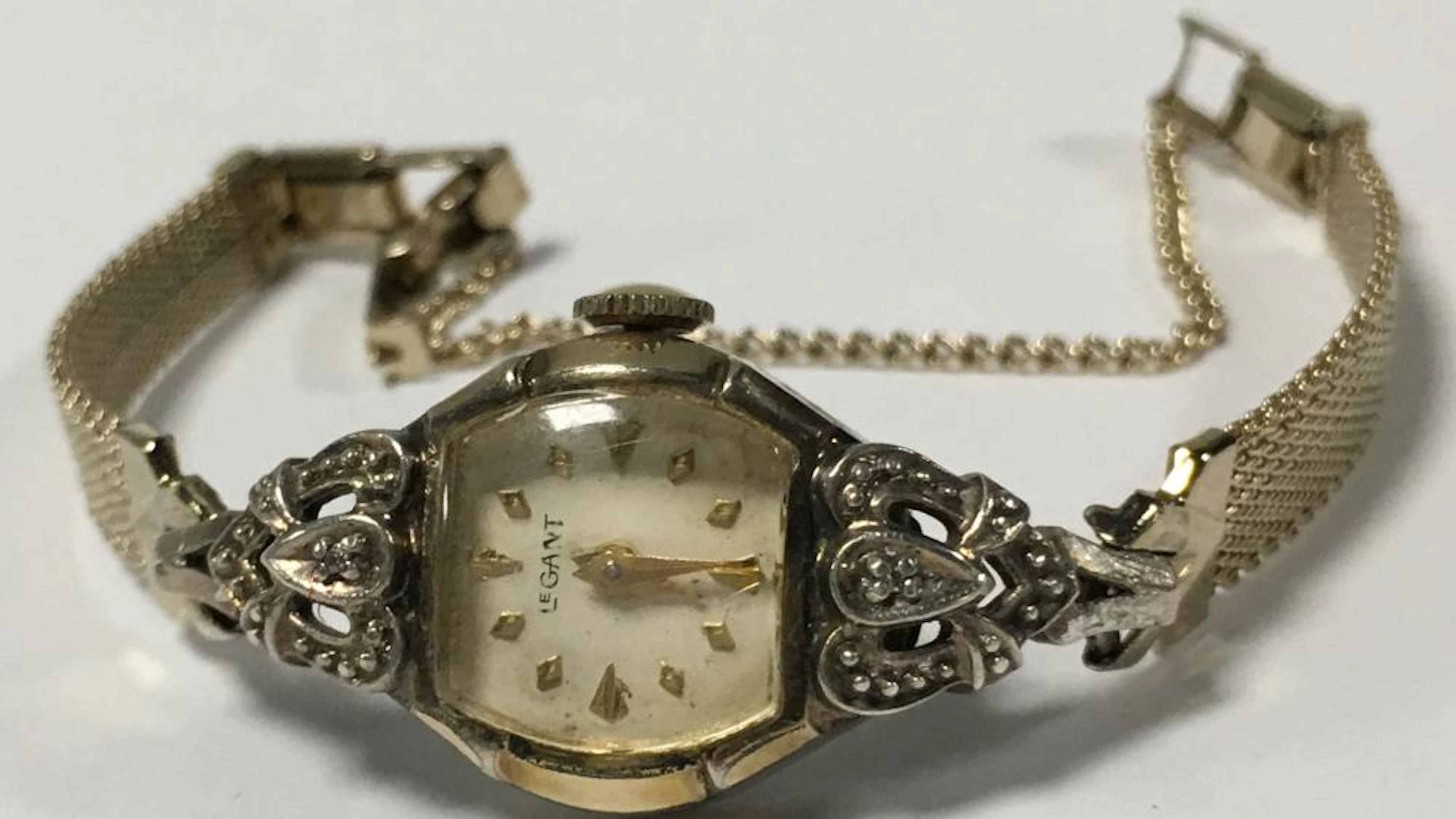 Le Gant 10k Rolled Gold Plate Bezel Wrist Watch