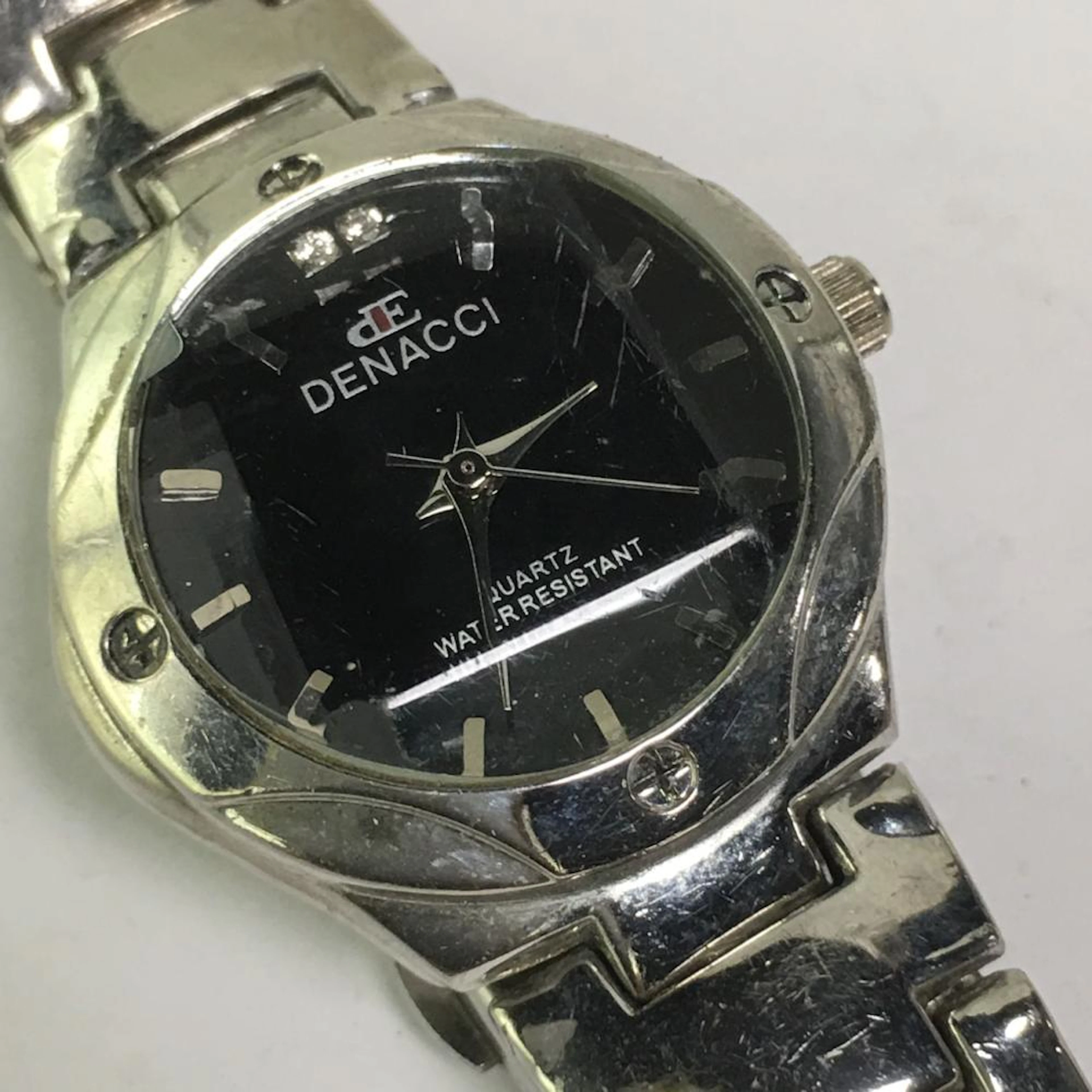 Denacci Quartz Wrist Watch
