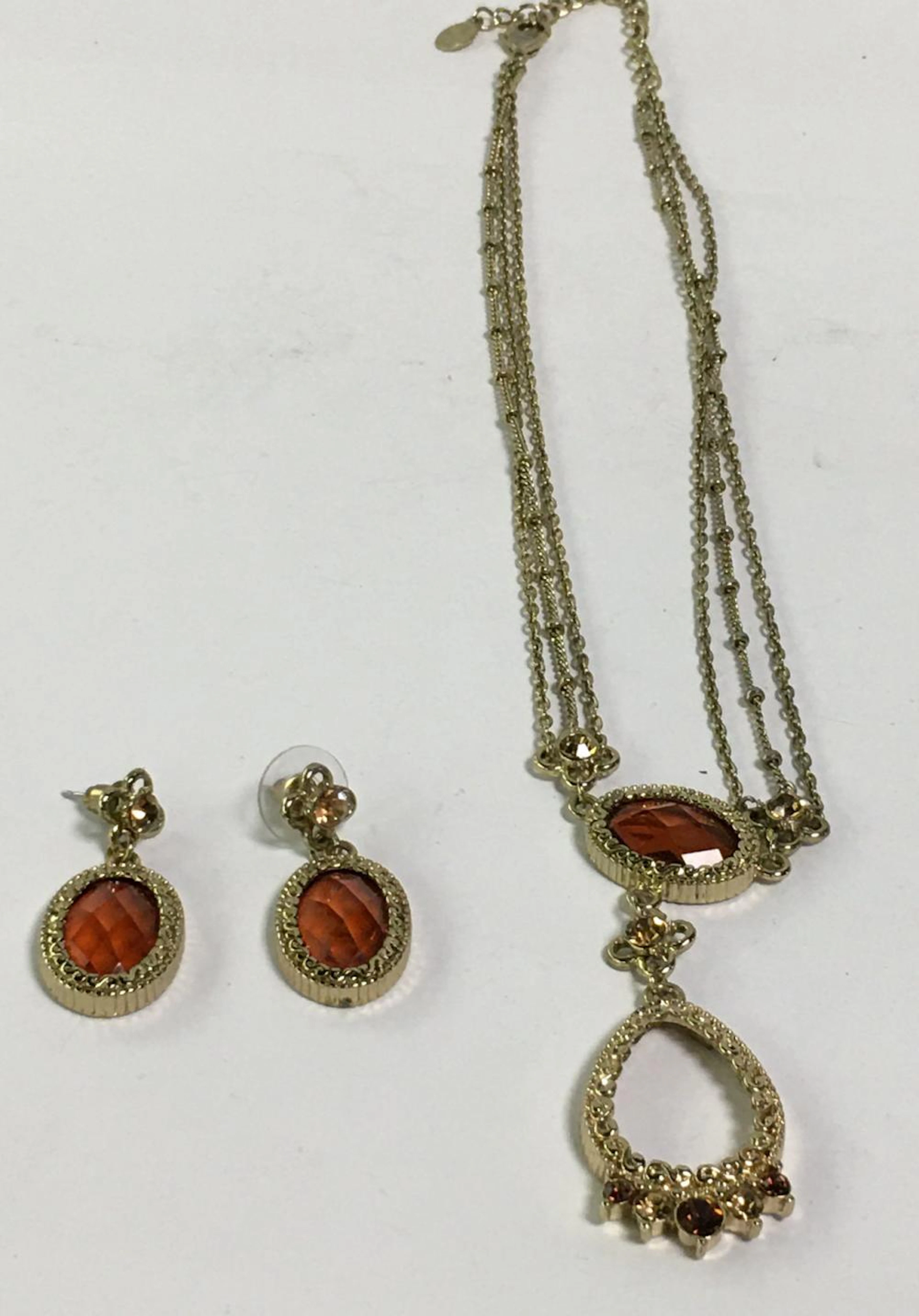 Bijoux Terner Rhinestone Earrings & Necklace