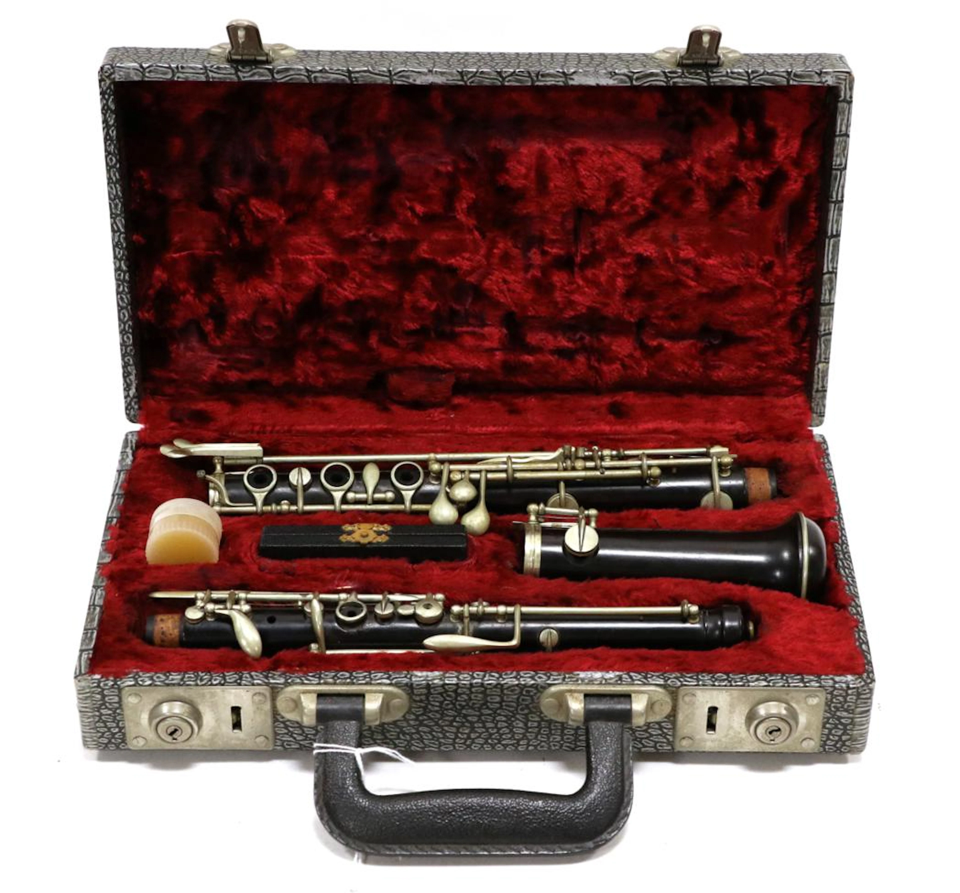 Oboe open ring thumb plate
