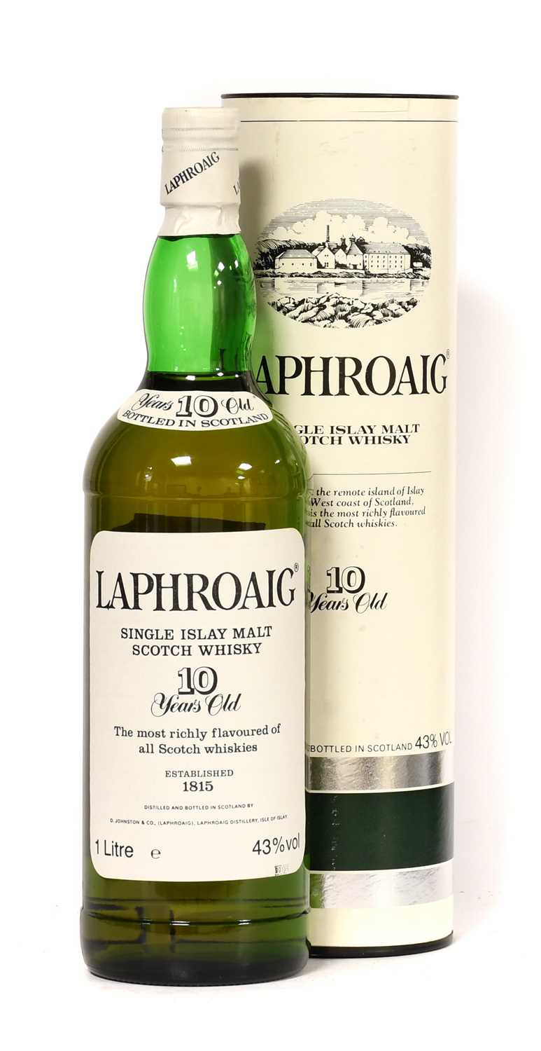 Laphroaig 10 Year Old Single Islay Scotch Malt Whisky | Barnebys