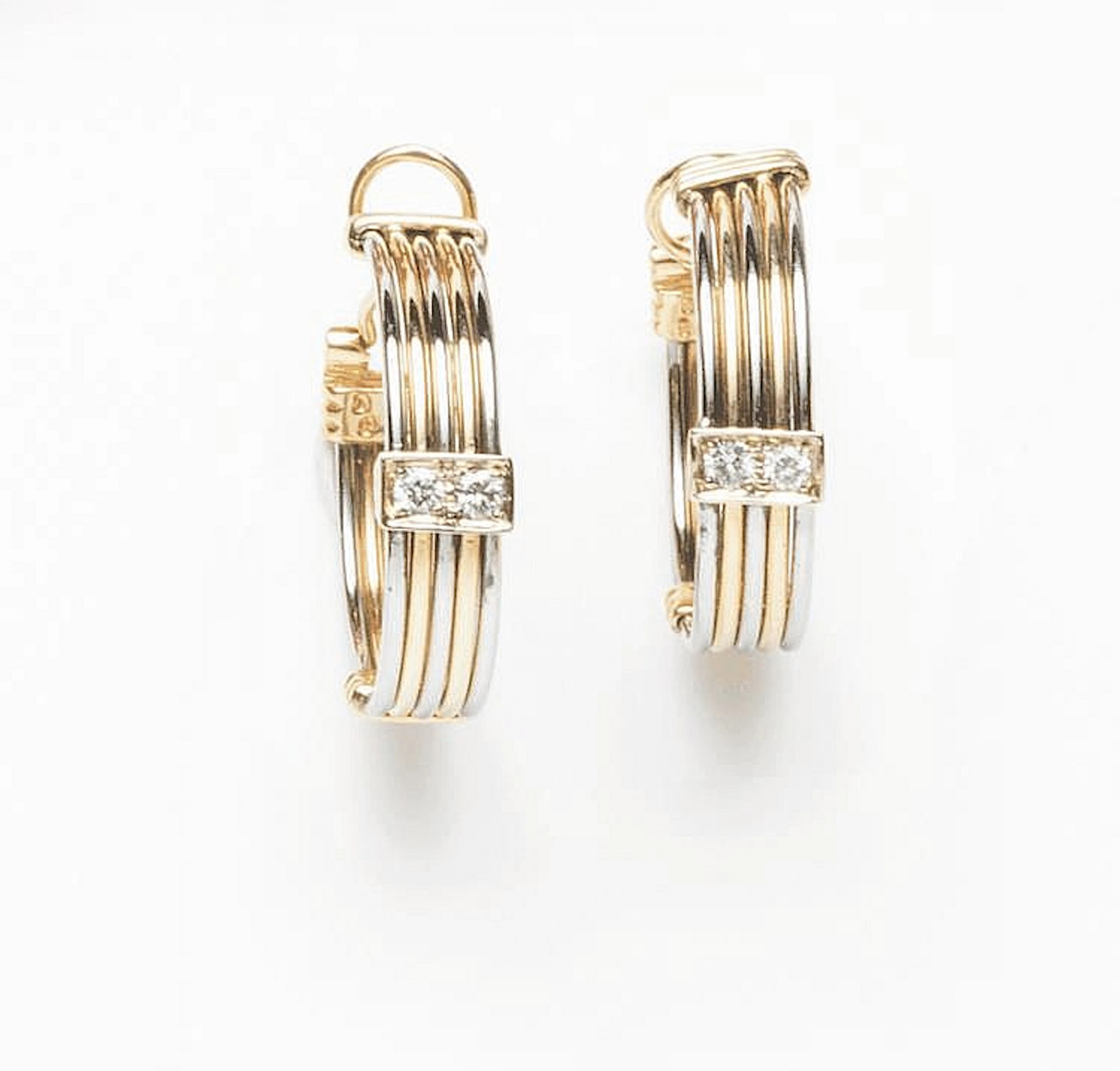 Cartier, orecchini a cerchio in oro due colori 18 ct