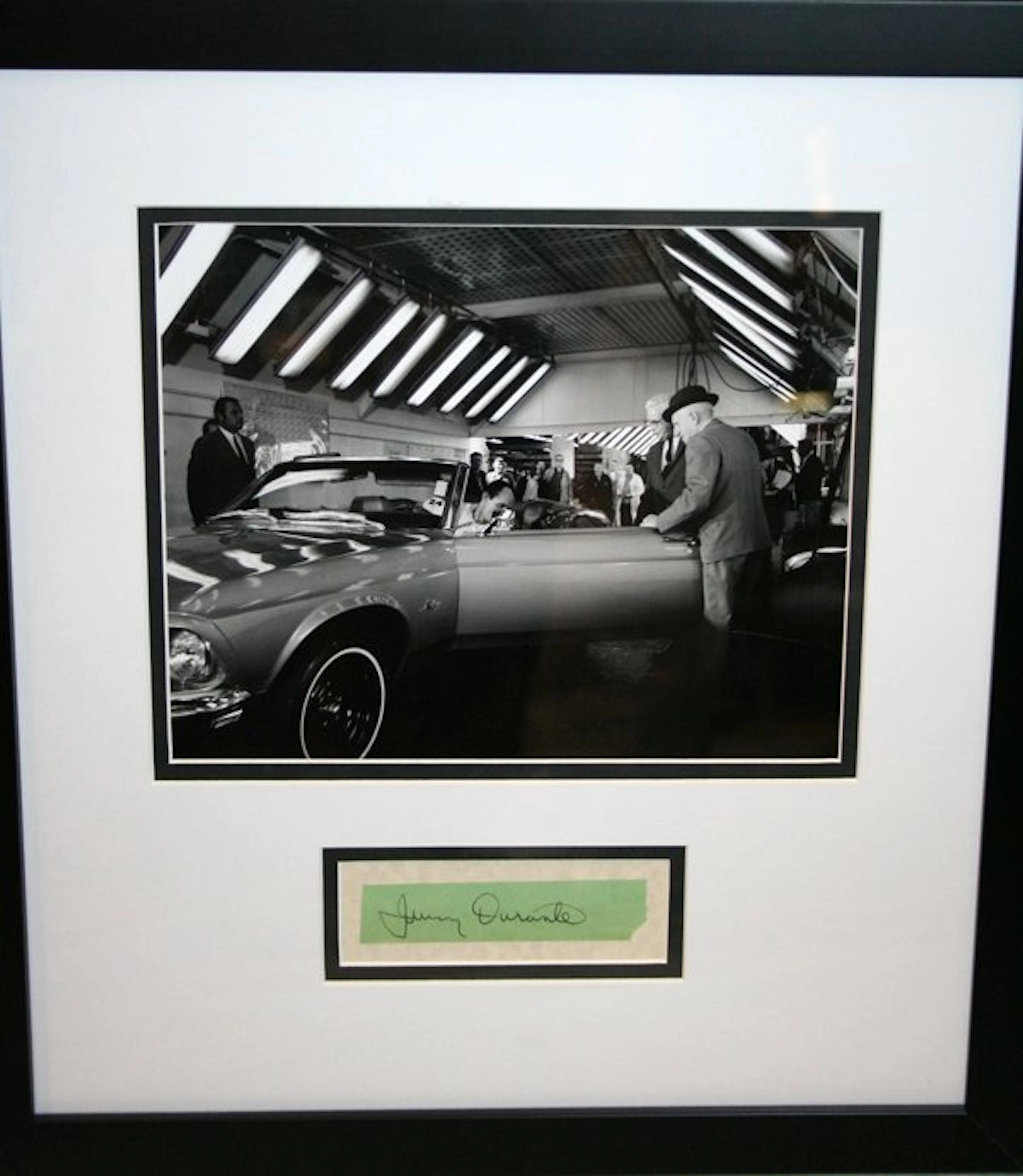 110190: JIMMY  DURANTE AUTOGRAPH AND B/W PHOTO, C1966