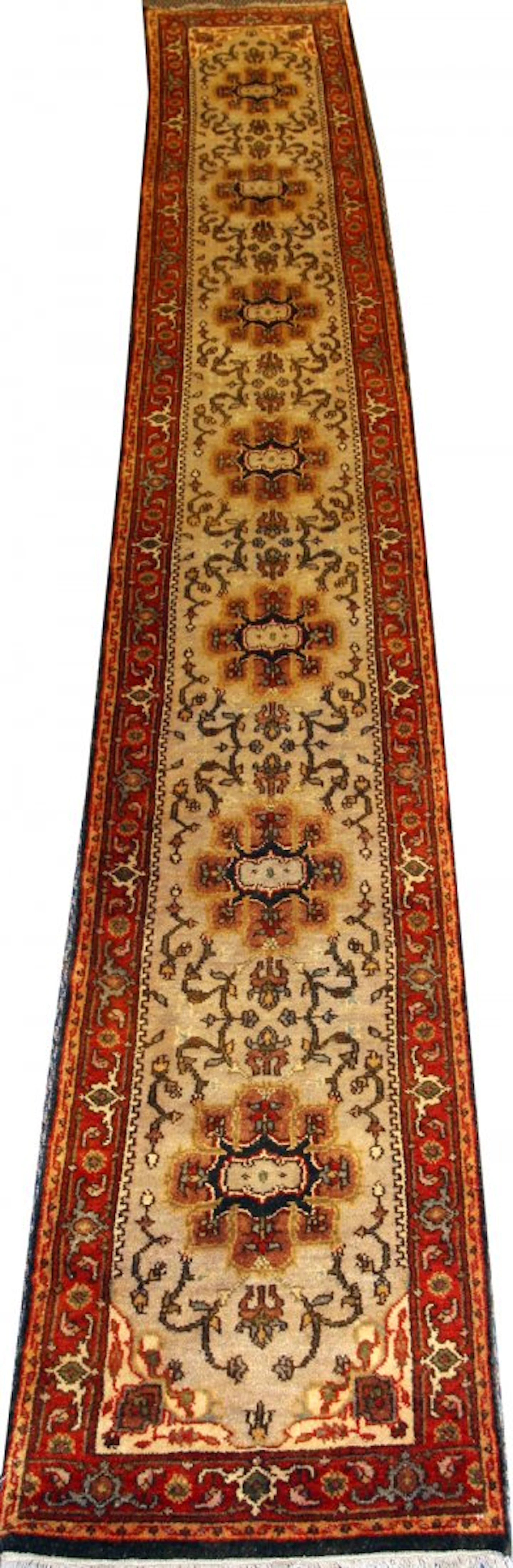 INDO-SERAPI WOOL RUNNER EARLY 20TH C 16' 6"