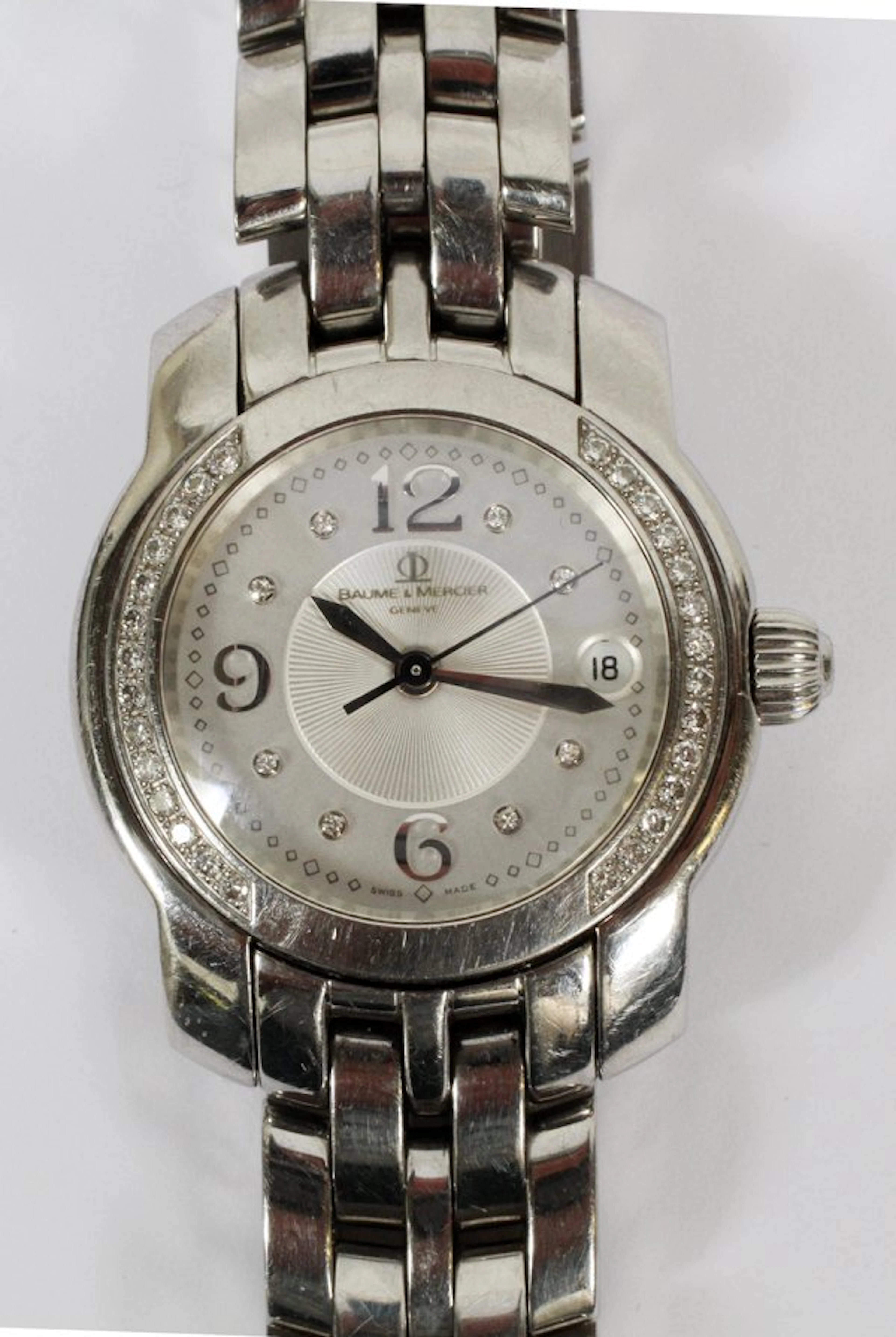 BAUME & MERCIER DIAMOND BEZEL LADY'S WRISTWATCH